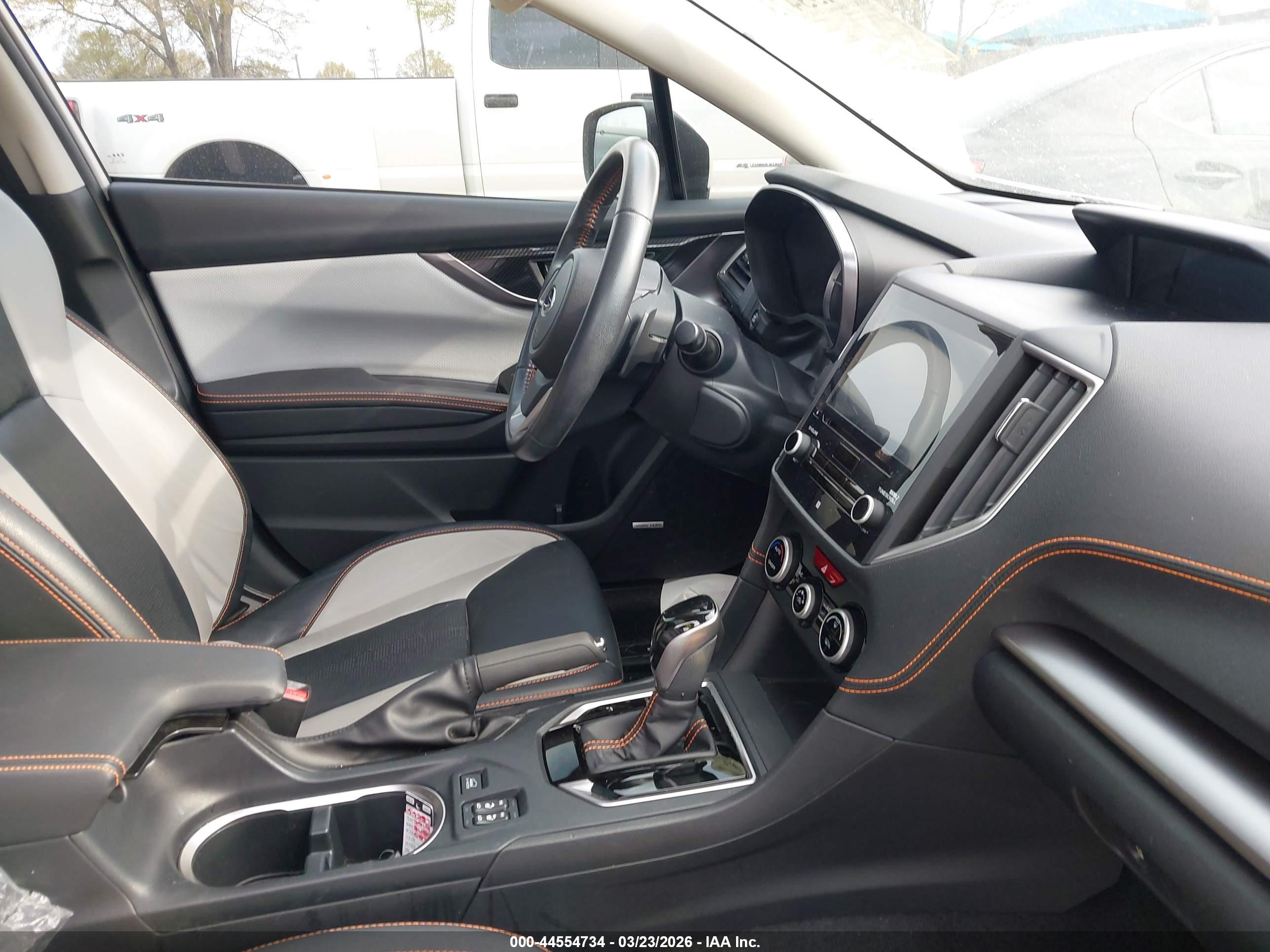 SUBARU CROSSTREK image 5