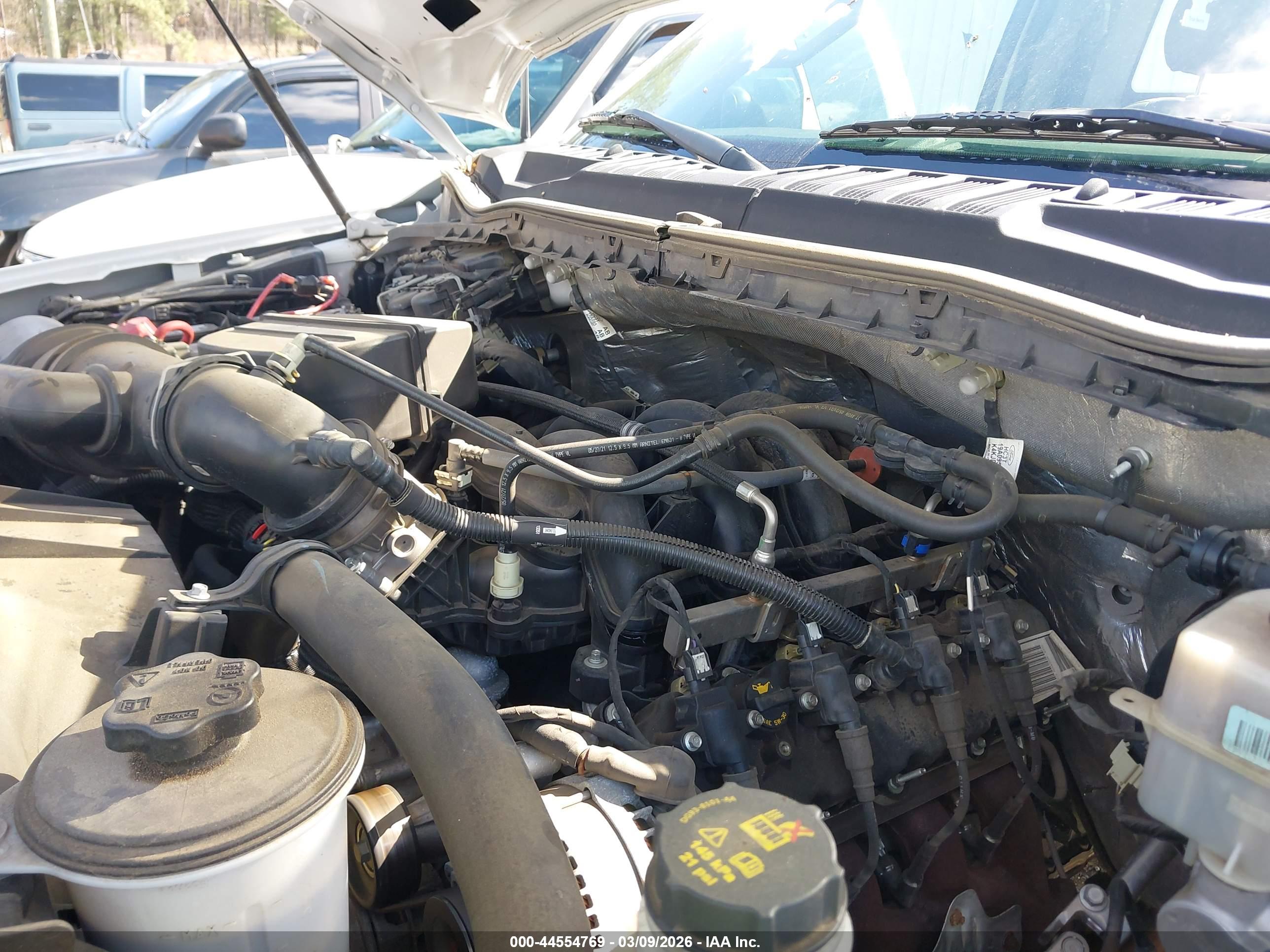 FORD F-250 image 10
