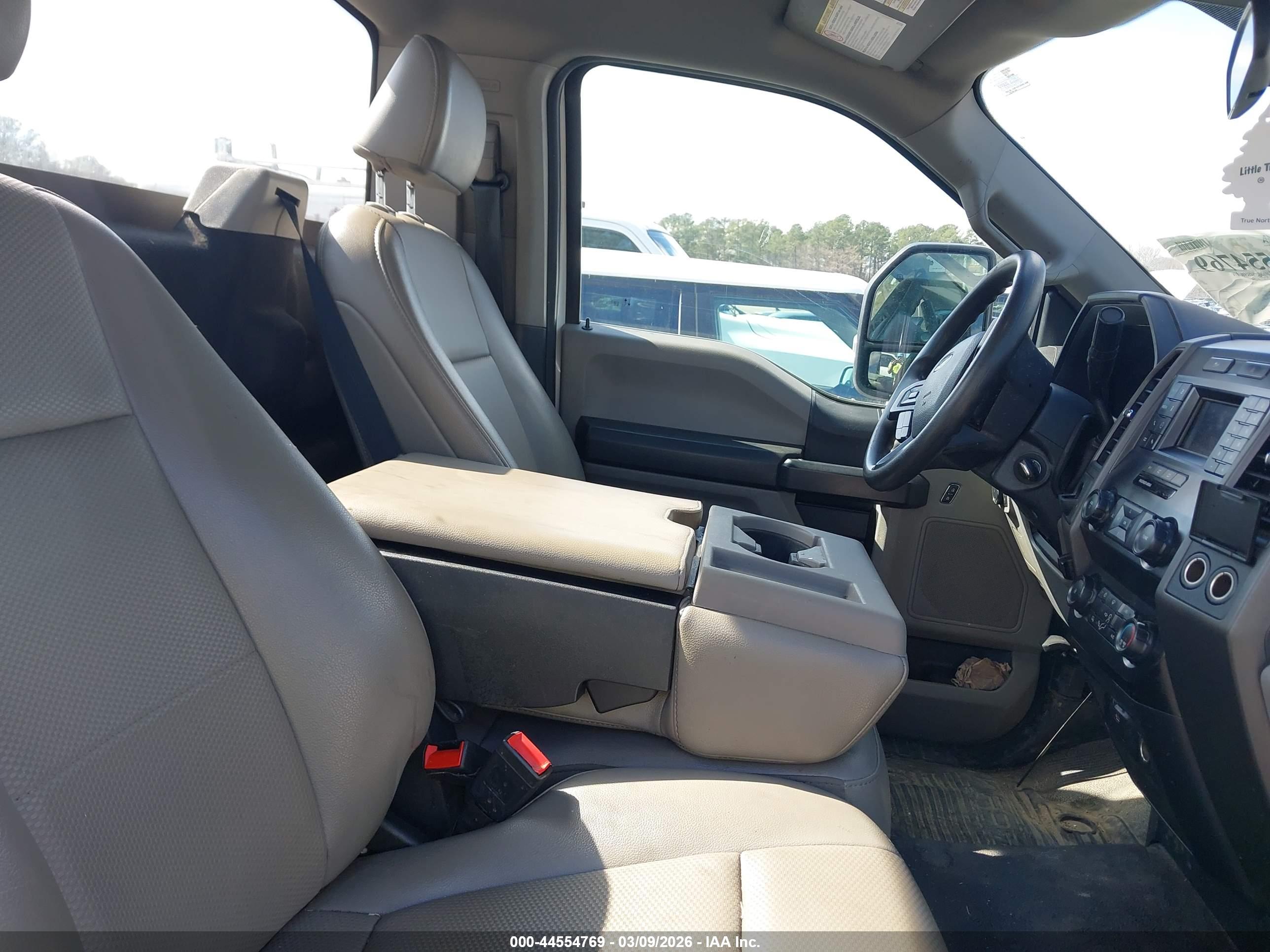 FORD F-250 image 5