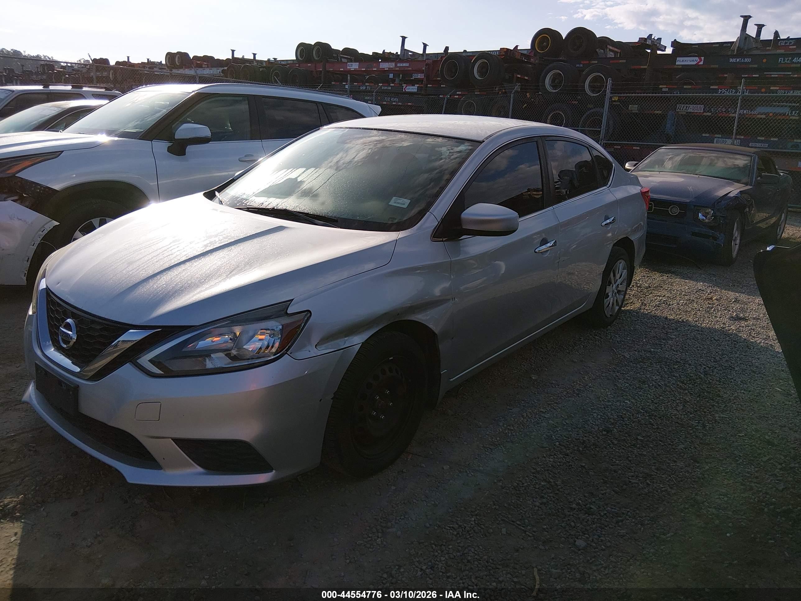 NISSAN SENTRA image 2