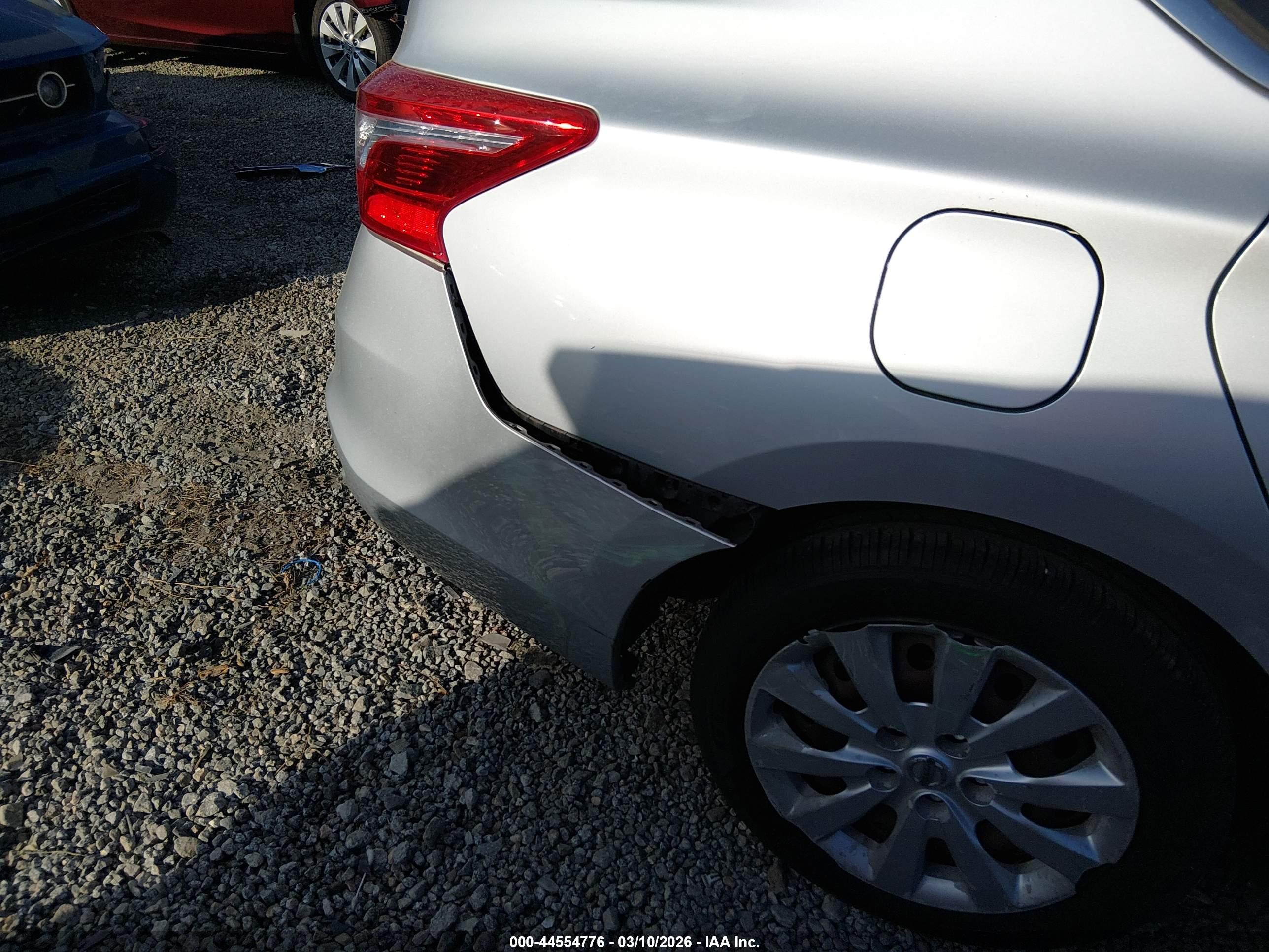 NISSAN SENTRA image 6