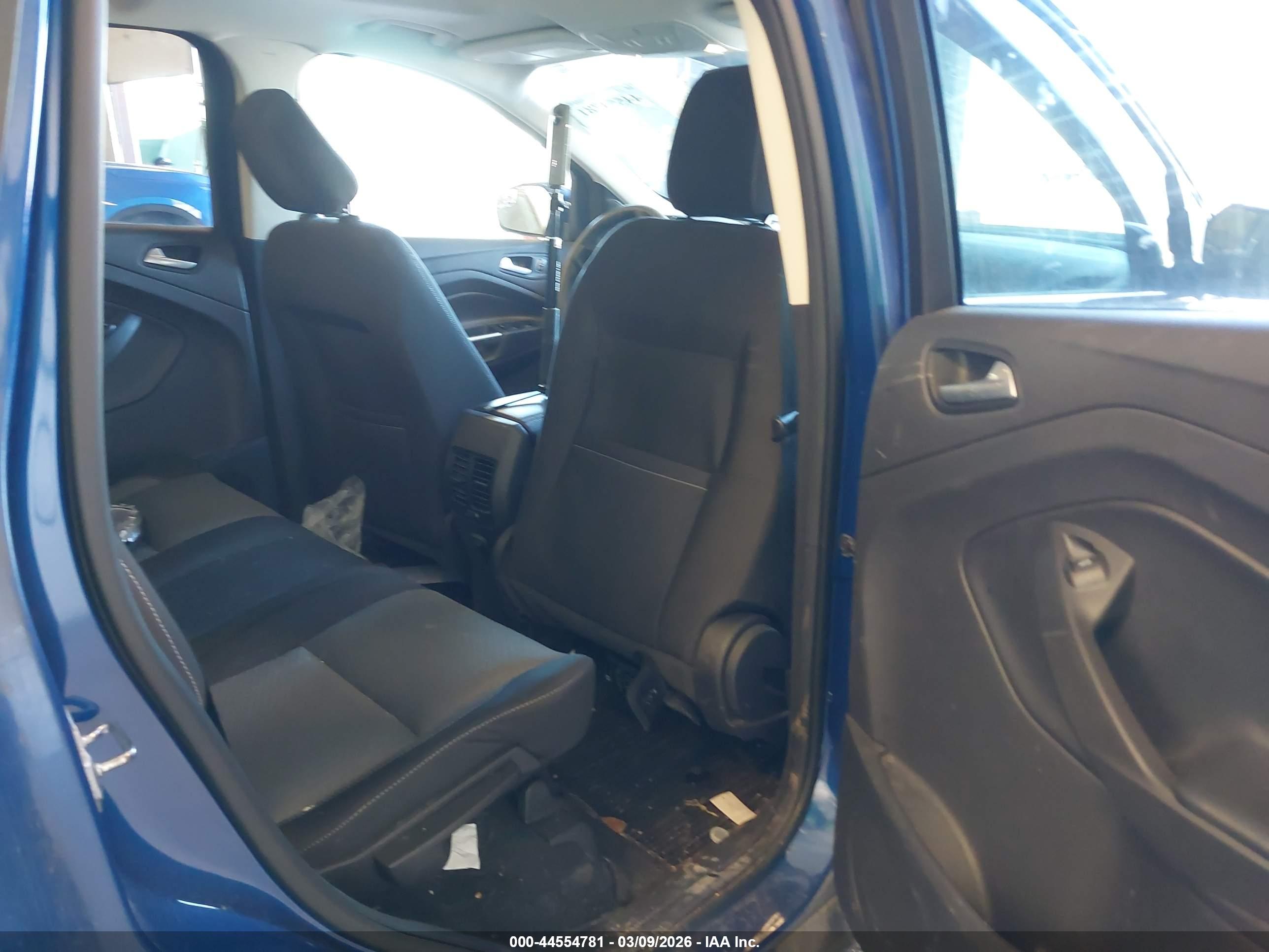 FORD ESCAPE image 8