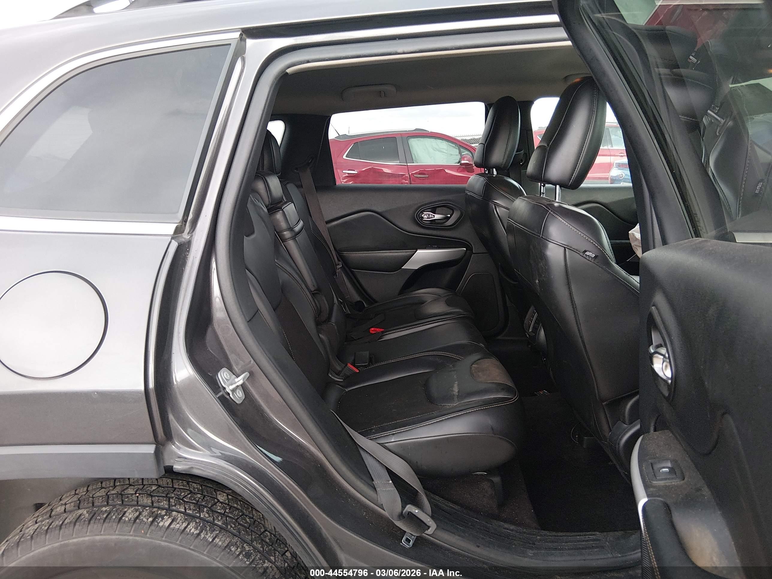 JEEP CHEROKEE image 8