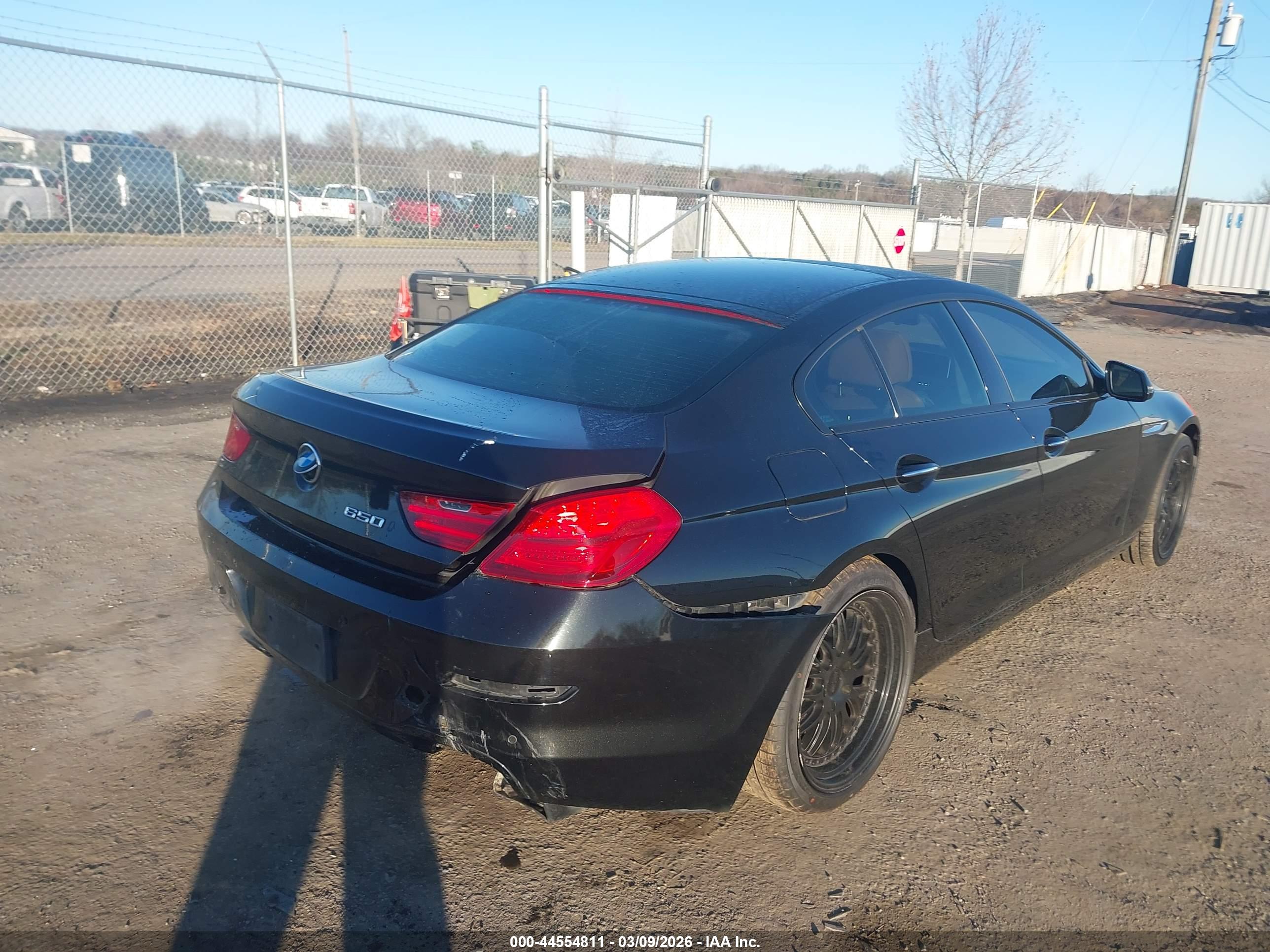 BMW 650I image 4