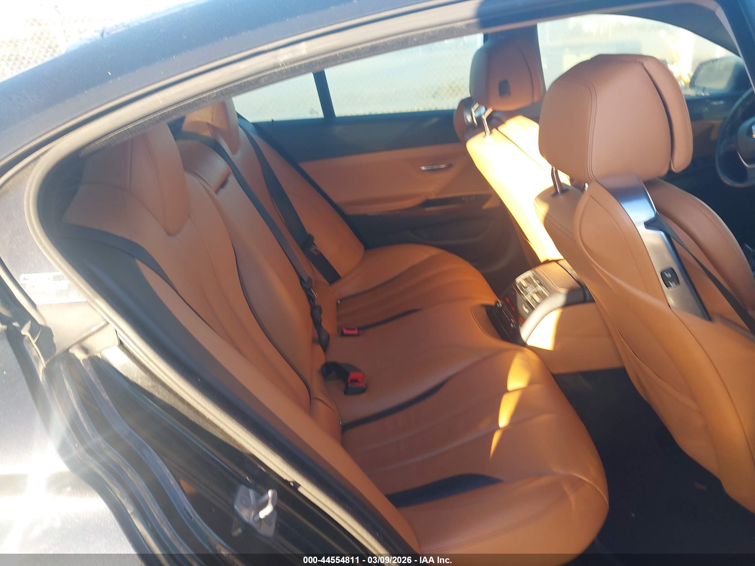 BMW 650I image 8