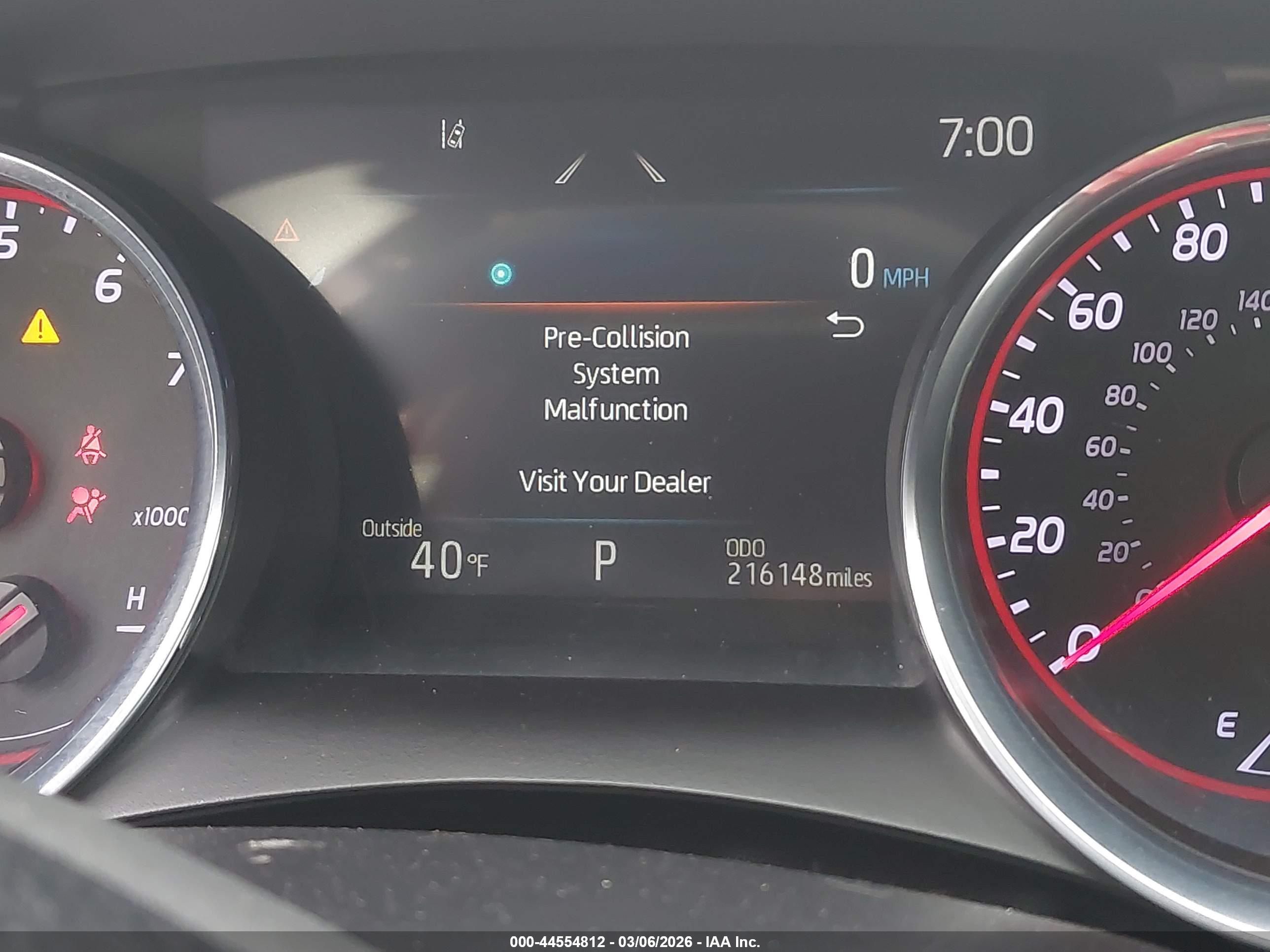 TOYOTA CAMRY image 7
