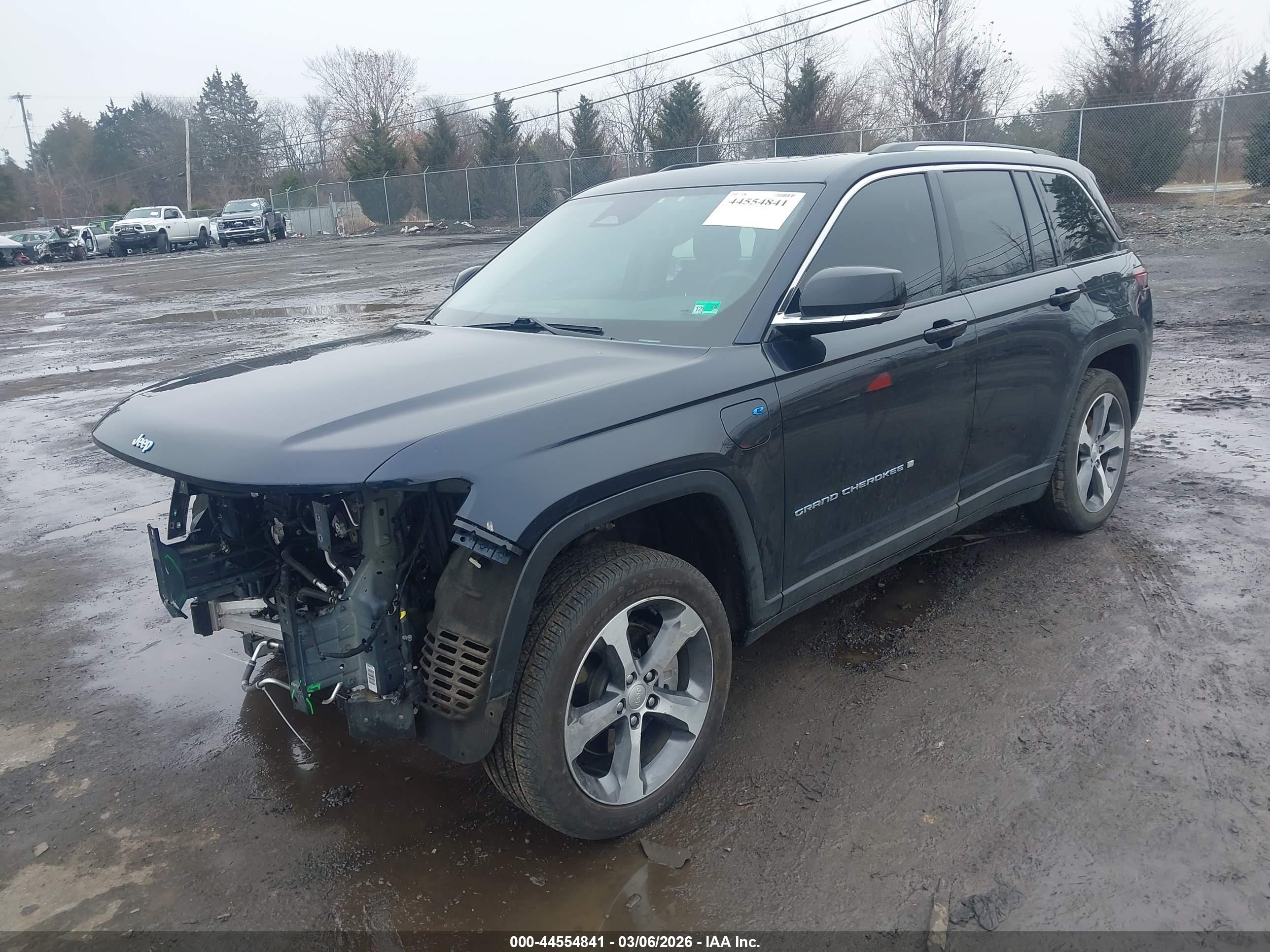 JEEP GRAND image 2