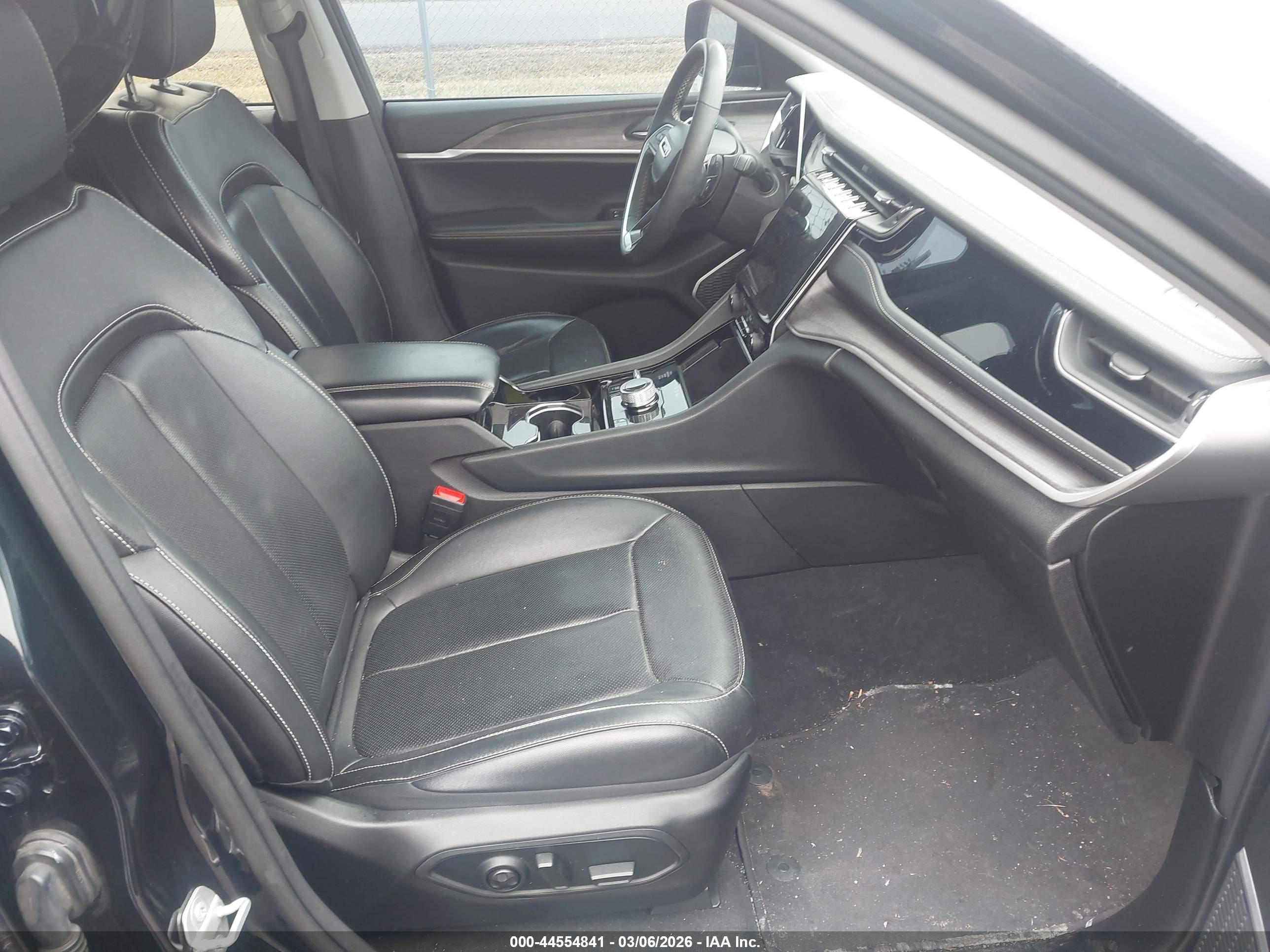 JEEP GRAND image 5