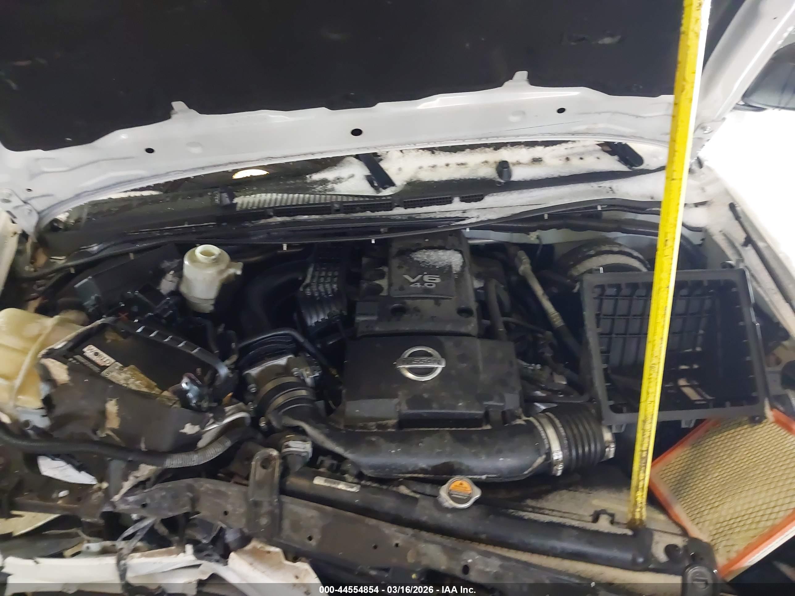 NISSAN FRONTIER image 10