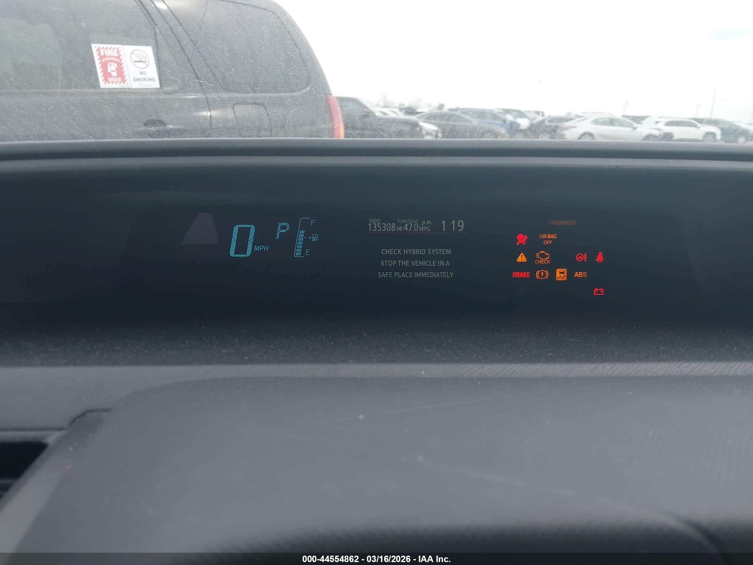 TOYOTA PRIUS image 7