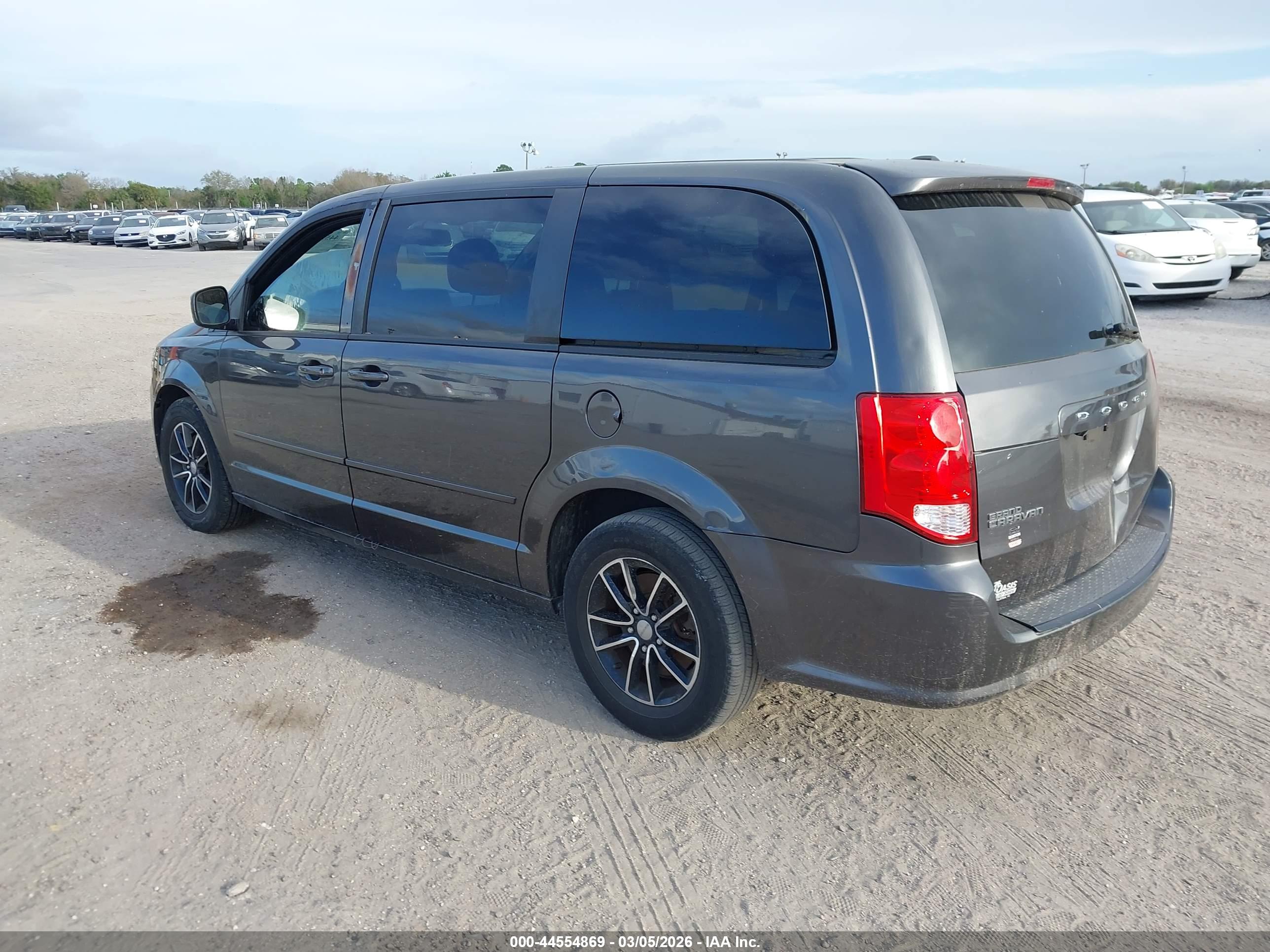 DODGE GRAND image 3