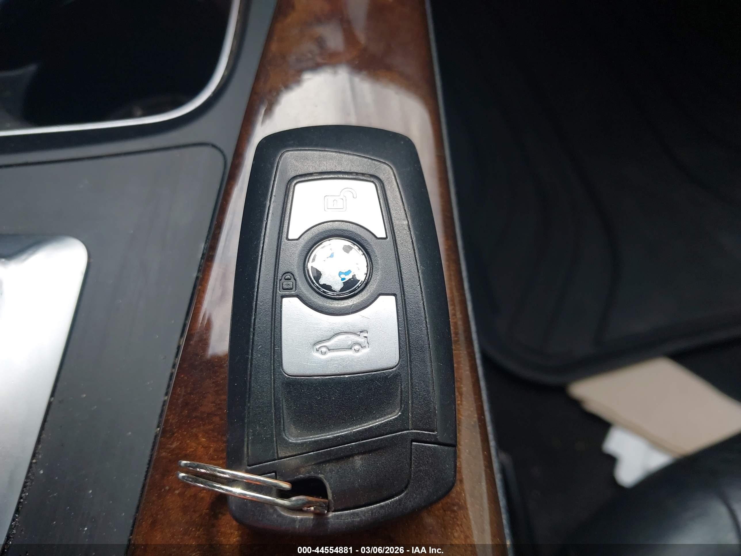 BMW 328I image 11