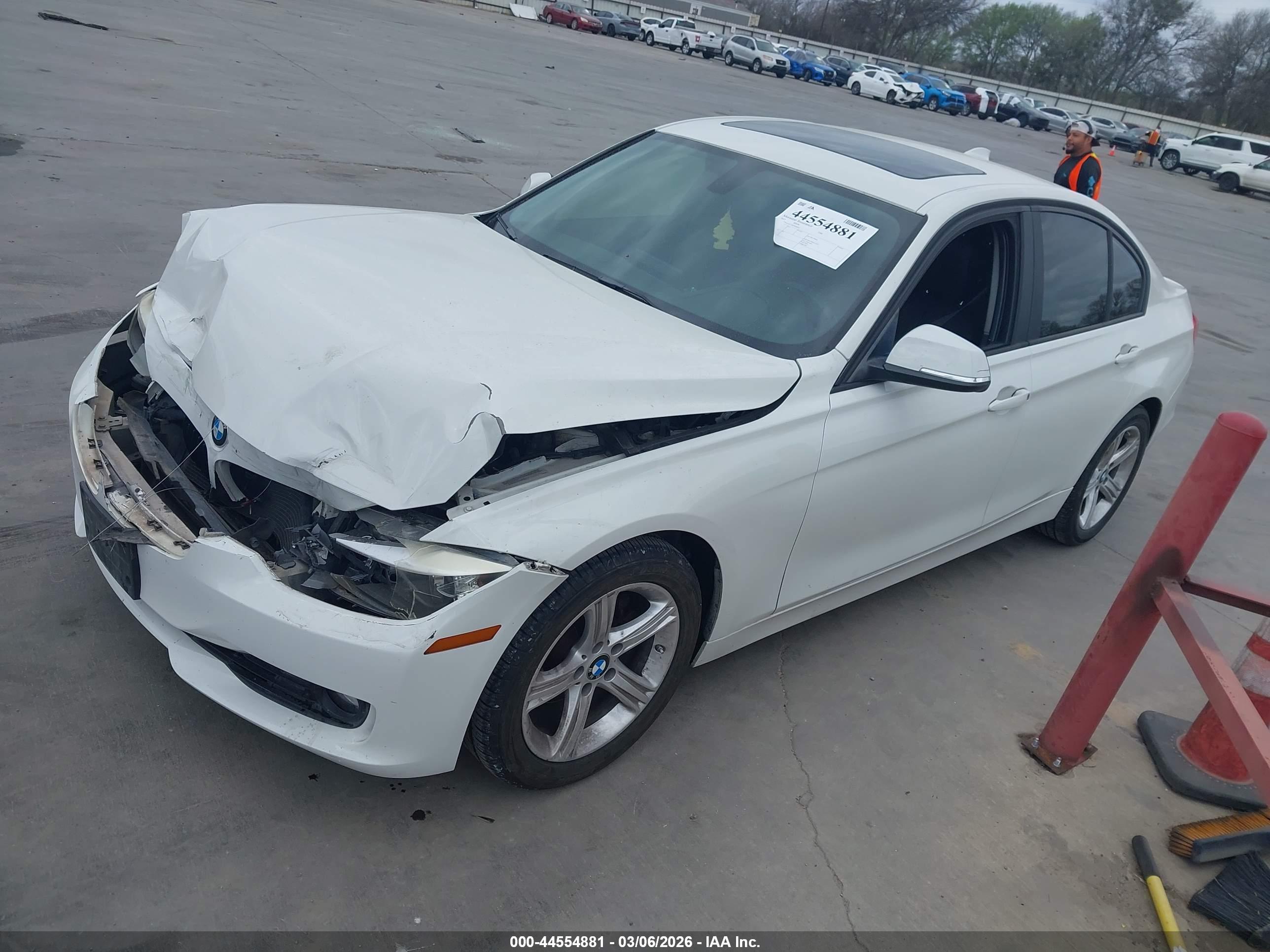 BMW 328I image 2