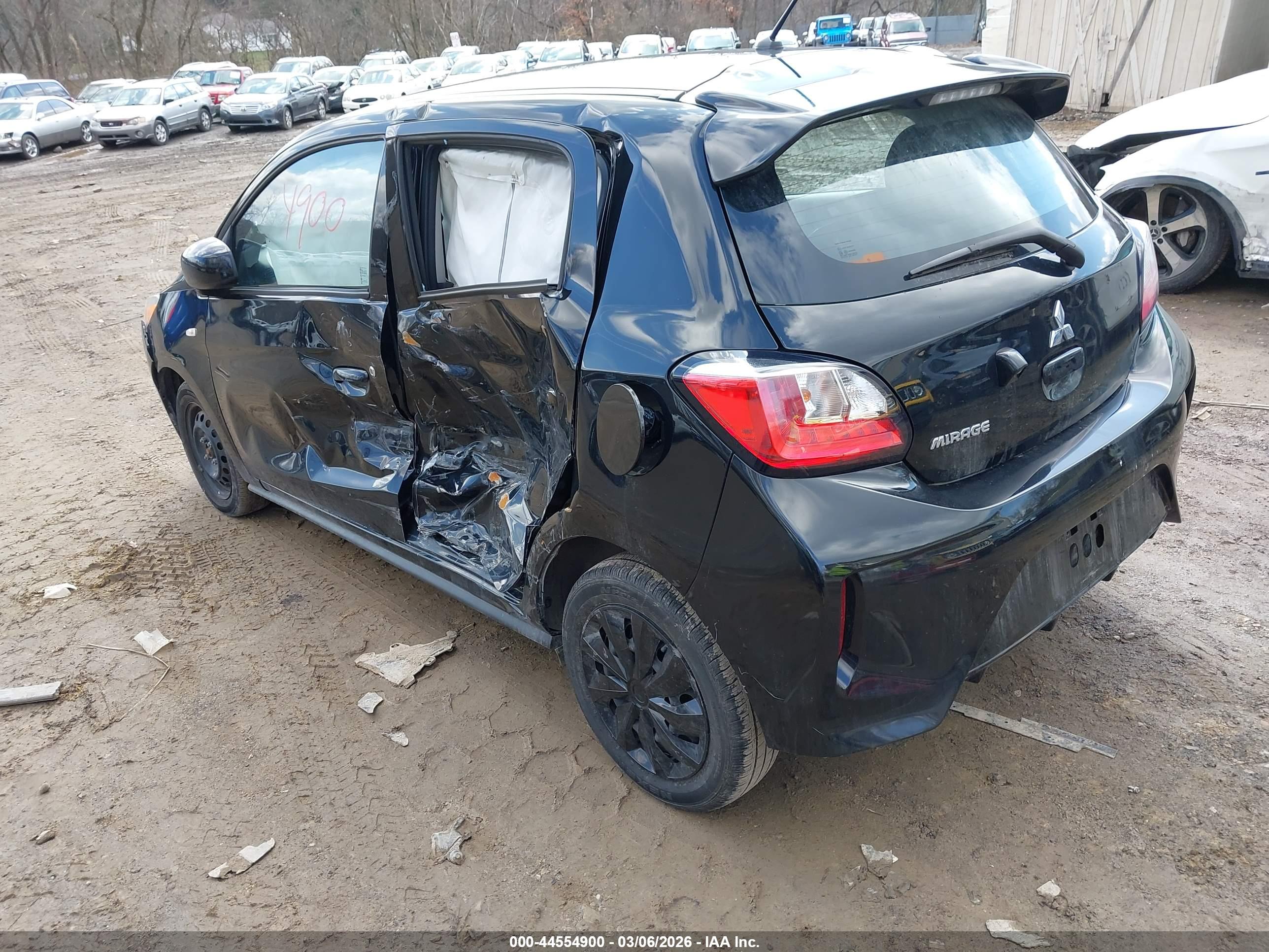 MITSUBISHI MIRAGE image 3