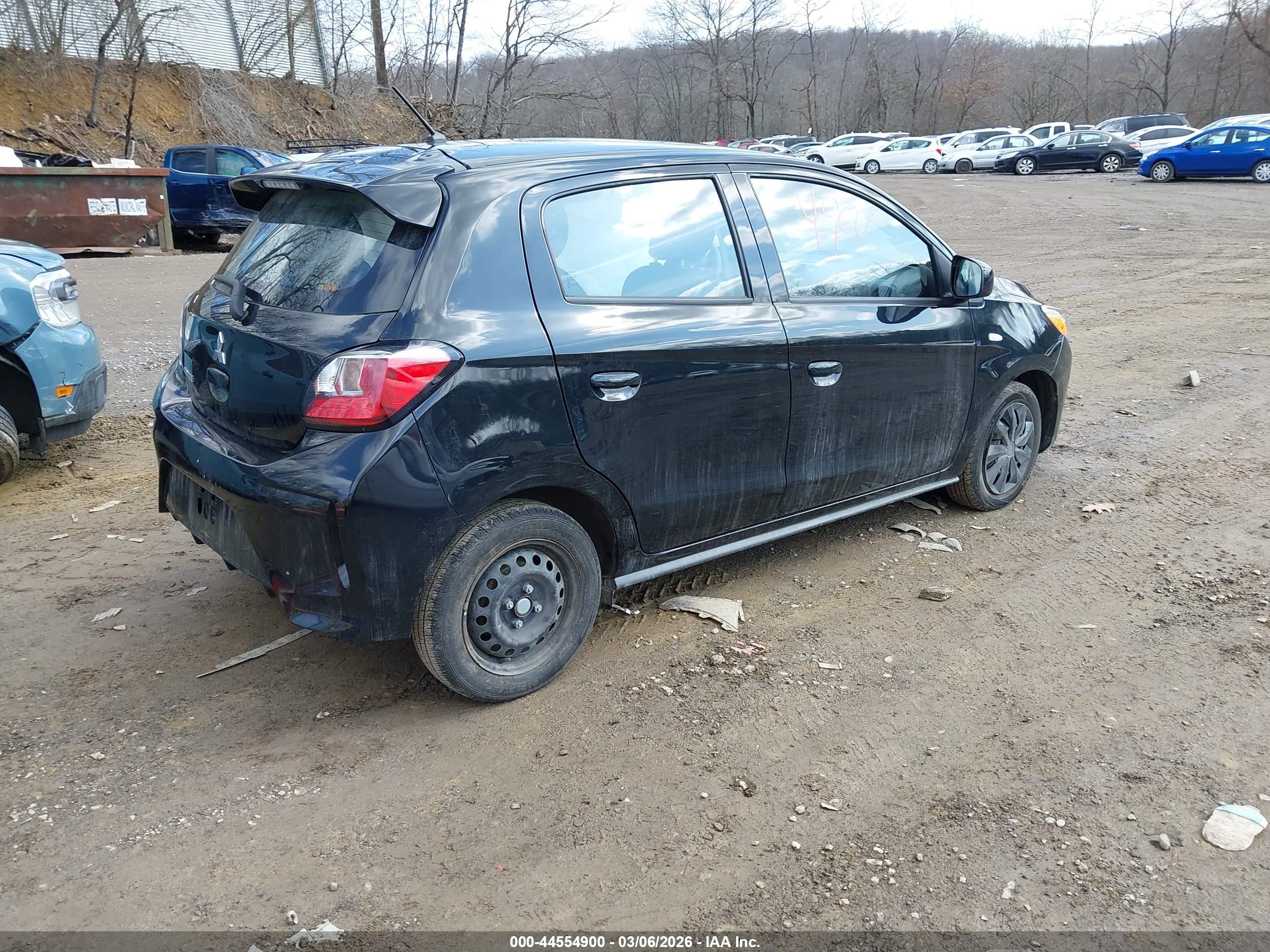 MITSUBISHI MIRAGE image 4