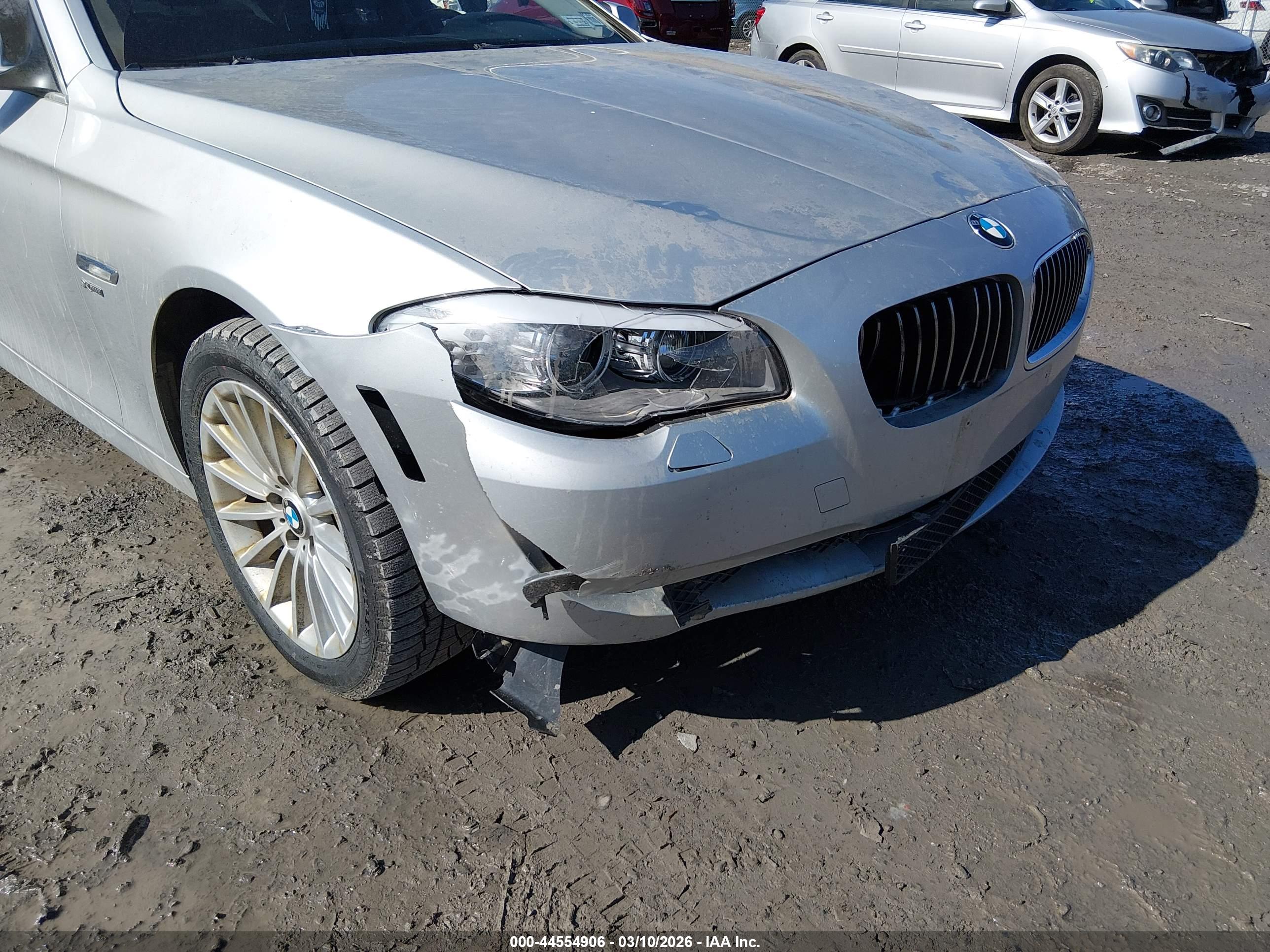 BMW 535I image 6