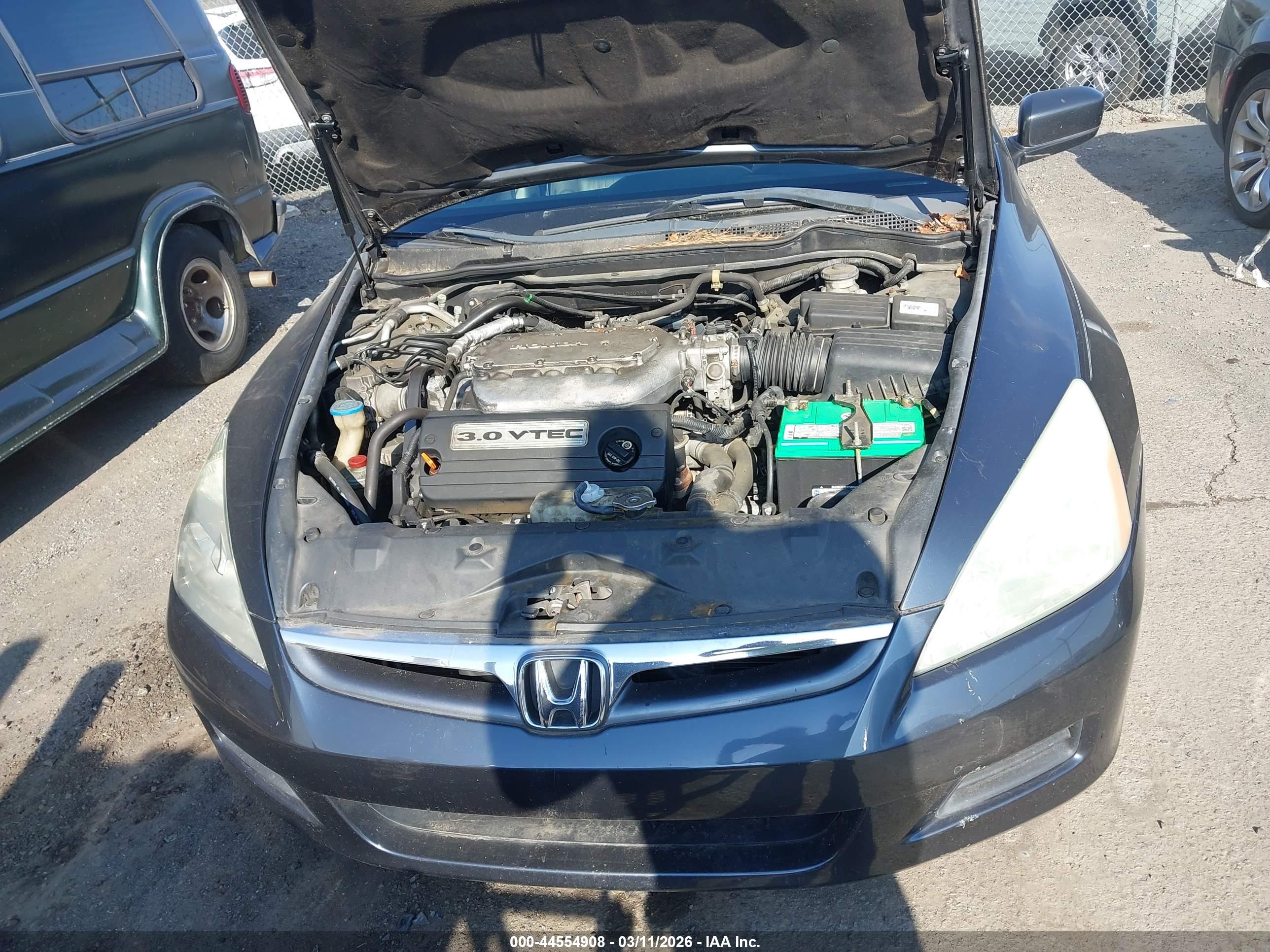 HONDA ACCORD image 6