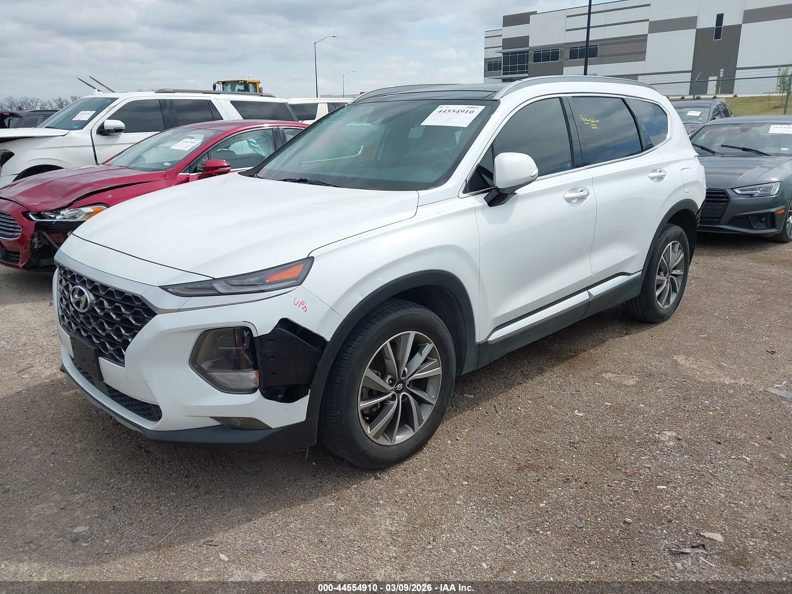 HYUNDAI SANTA image 2