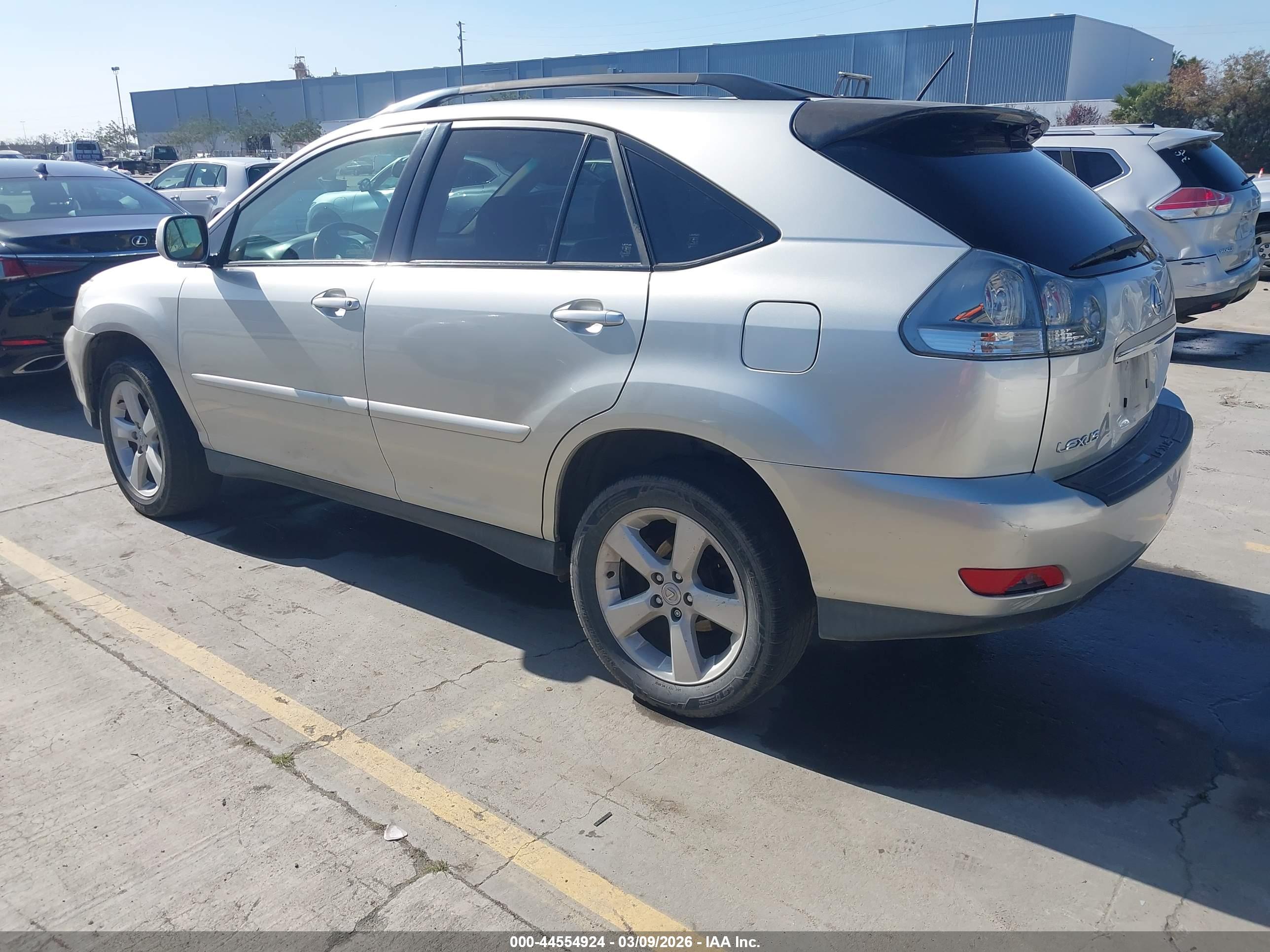LEXUS RX image 3