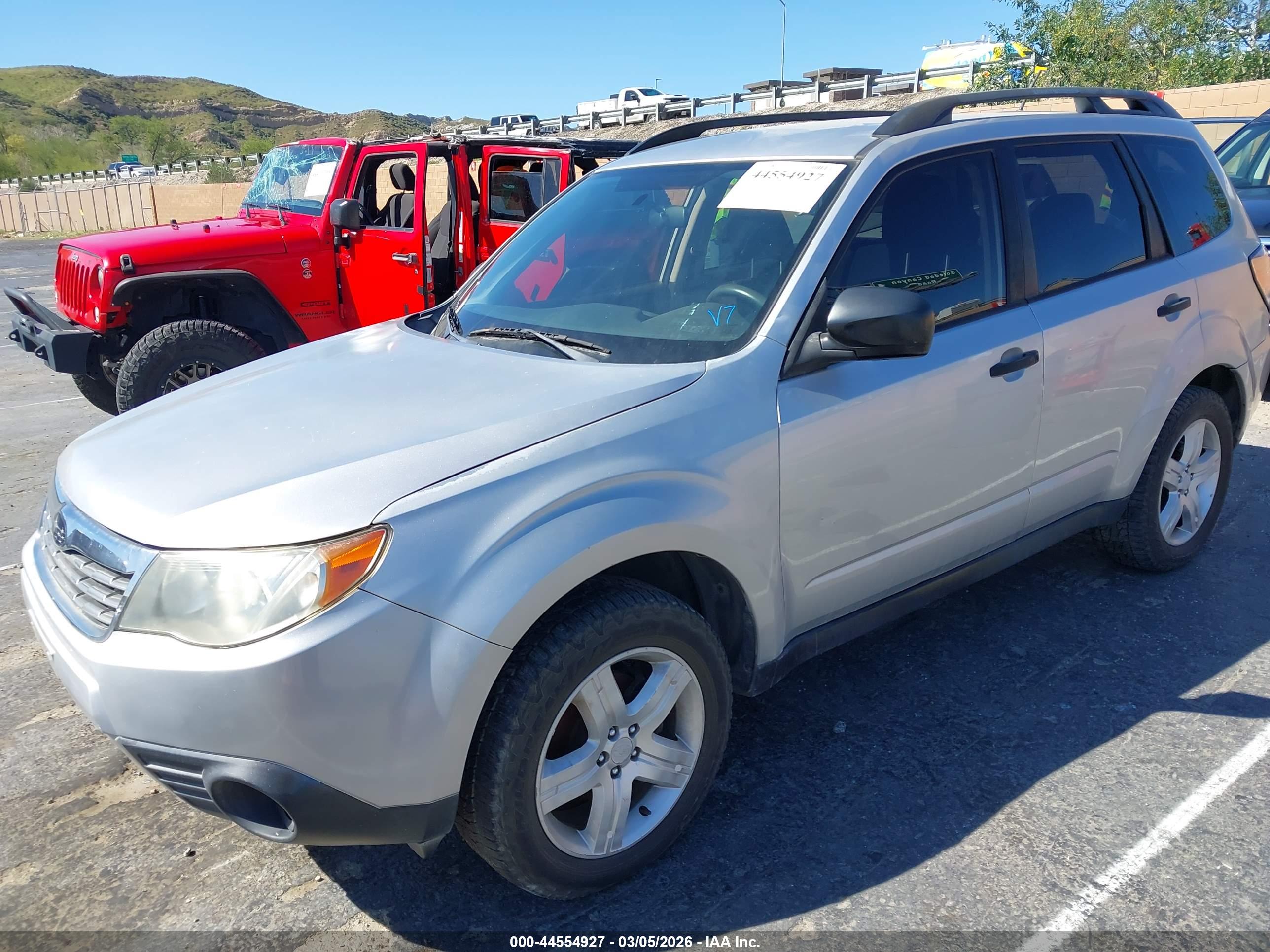 SUBARU FORESTER image 2