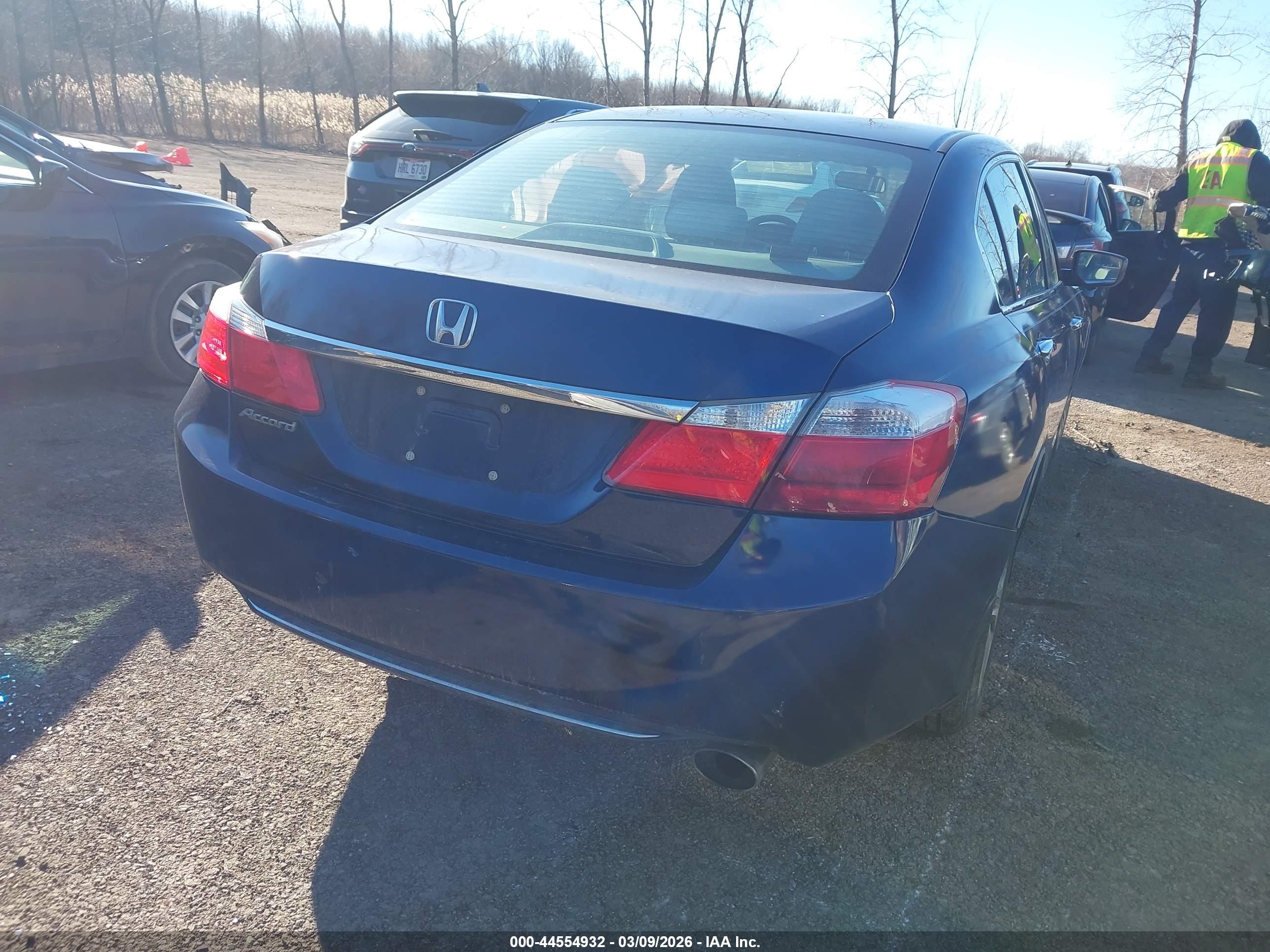 HONDA ACCORD image 4