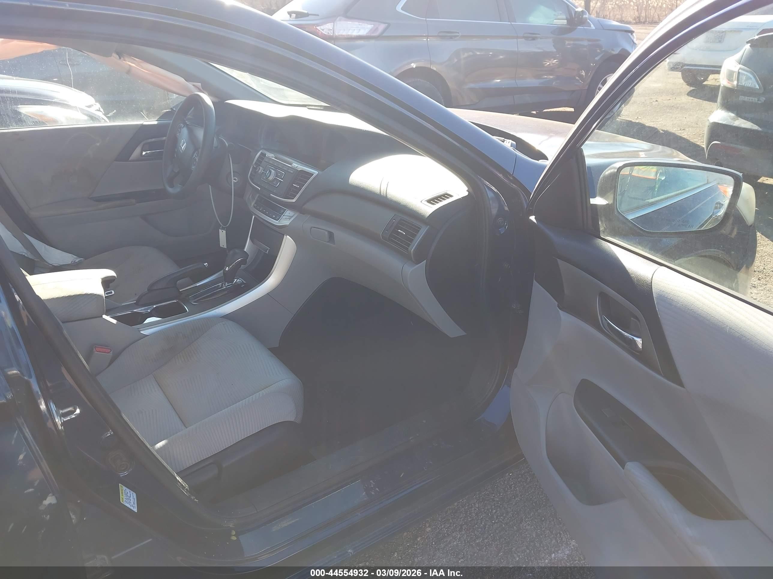 HONDA ACCORD image 5