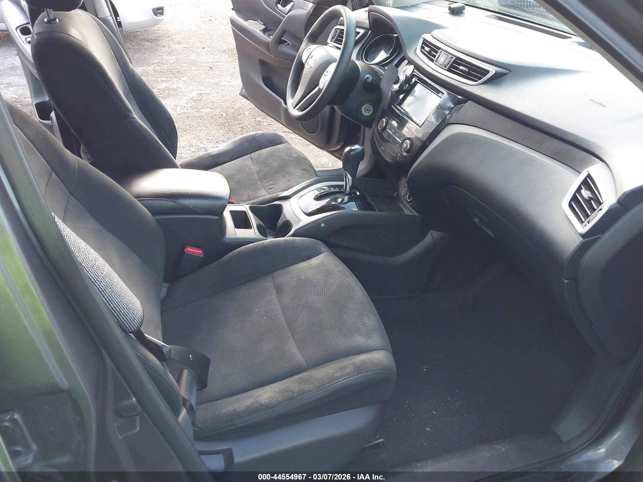 NISSAN ROGUE image 5