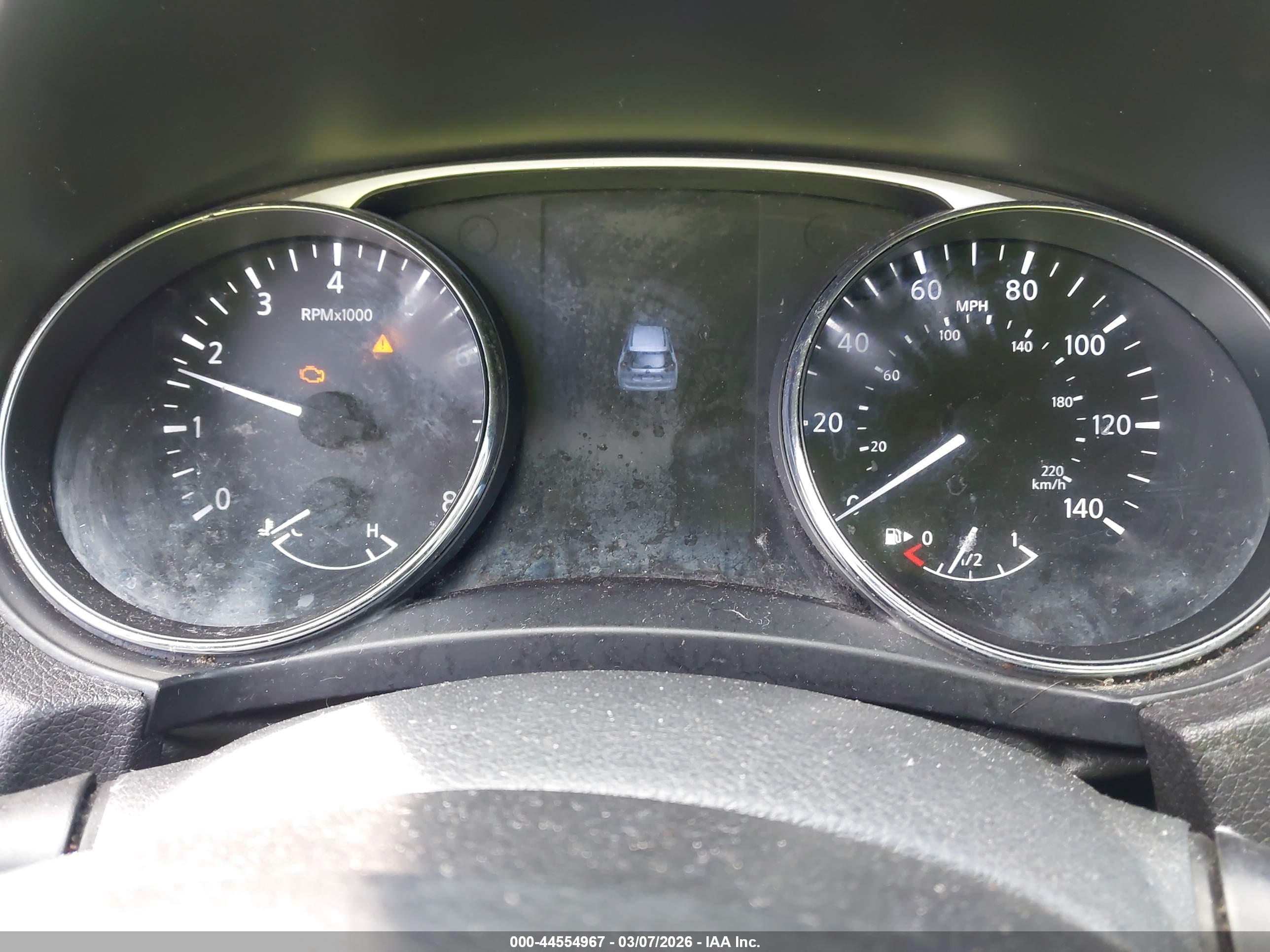 NISSAN ROGUE image 7