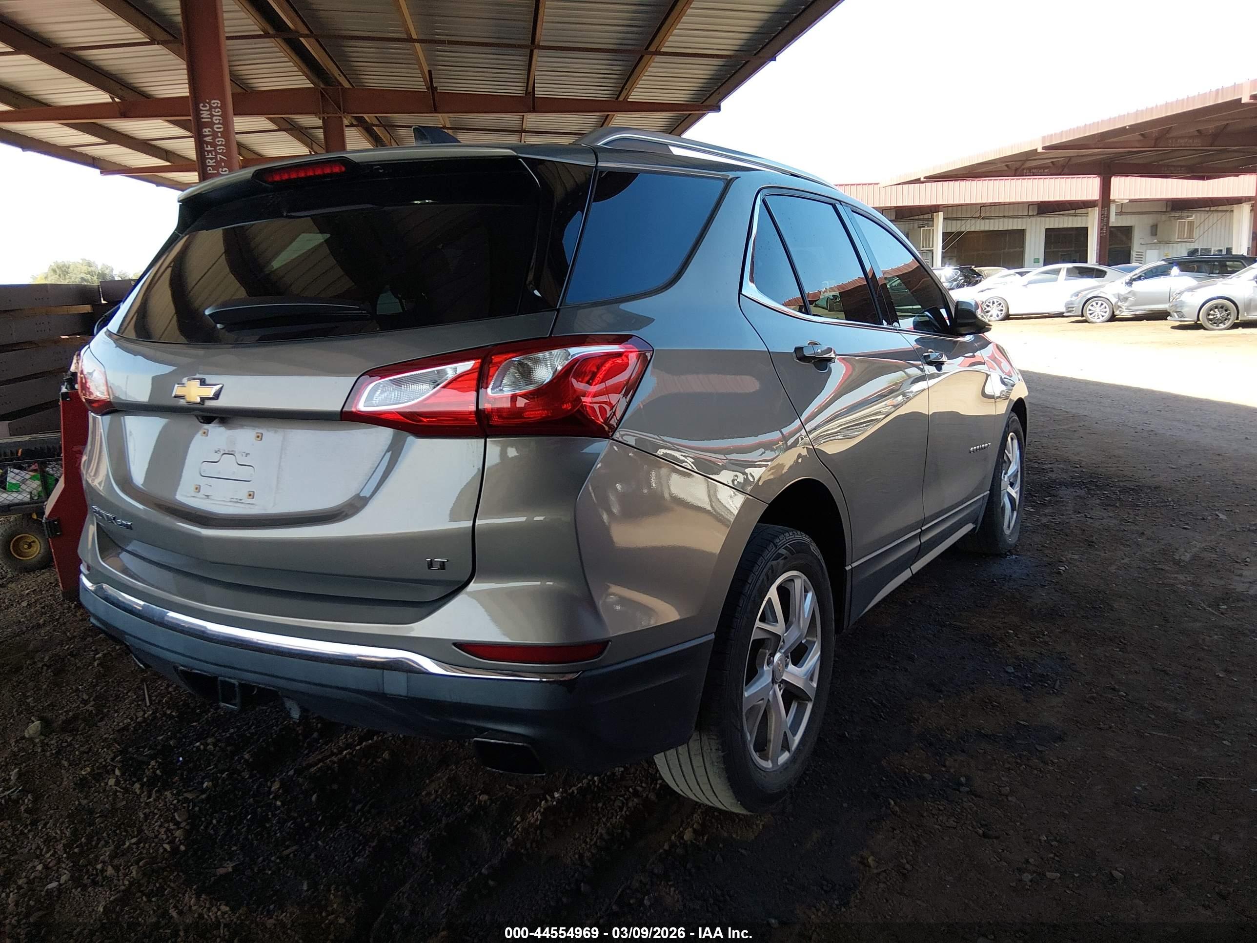 CHEVROLET EQUINOX image 4