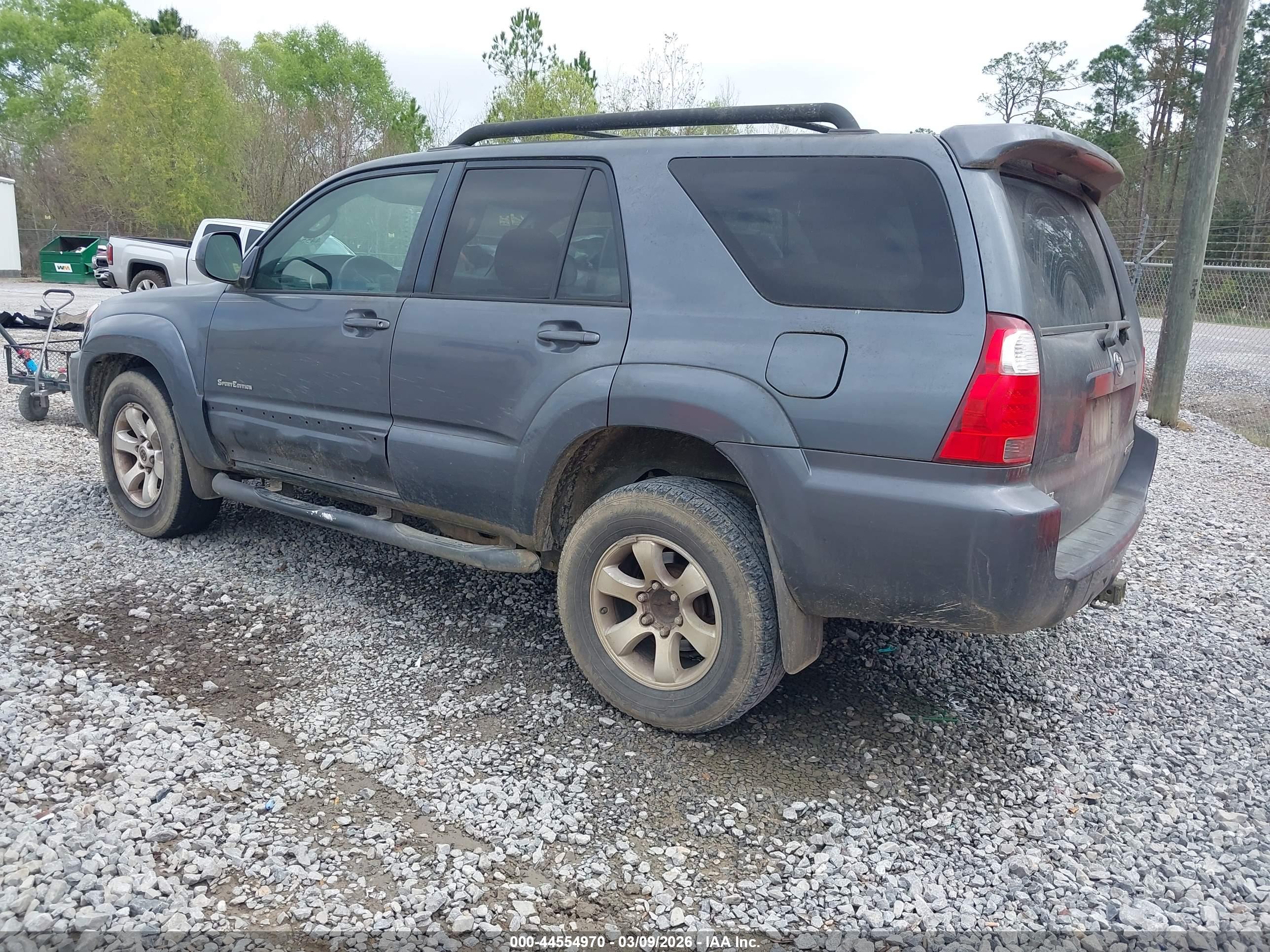 TOYOTA 4RUNNER image 3