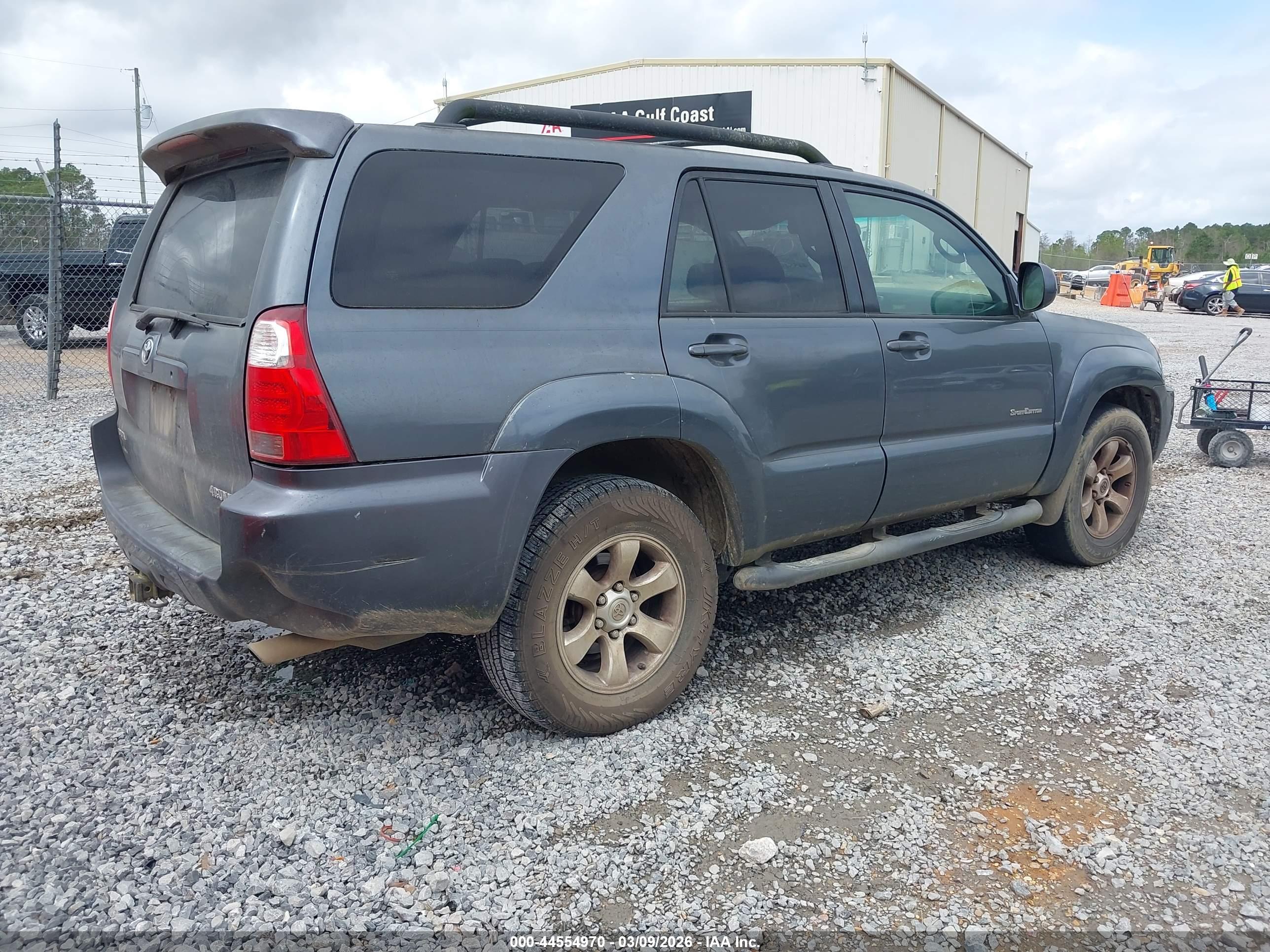 TOYOTA 4RUNNER image 4