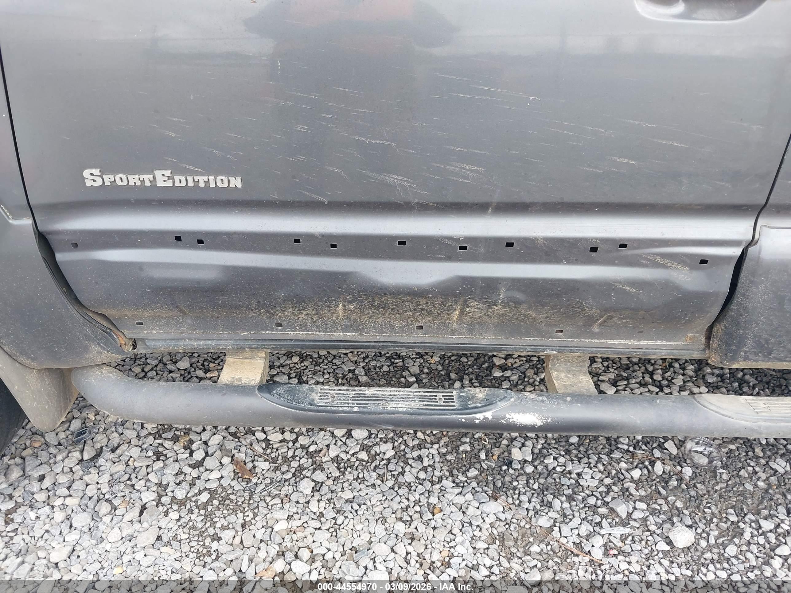 TOYOTA 4RUNNER image 6