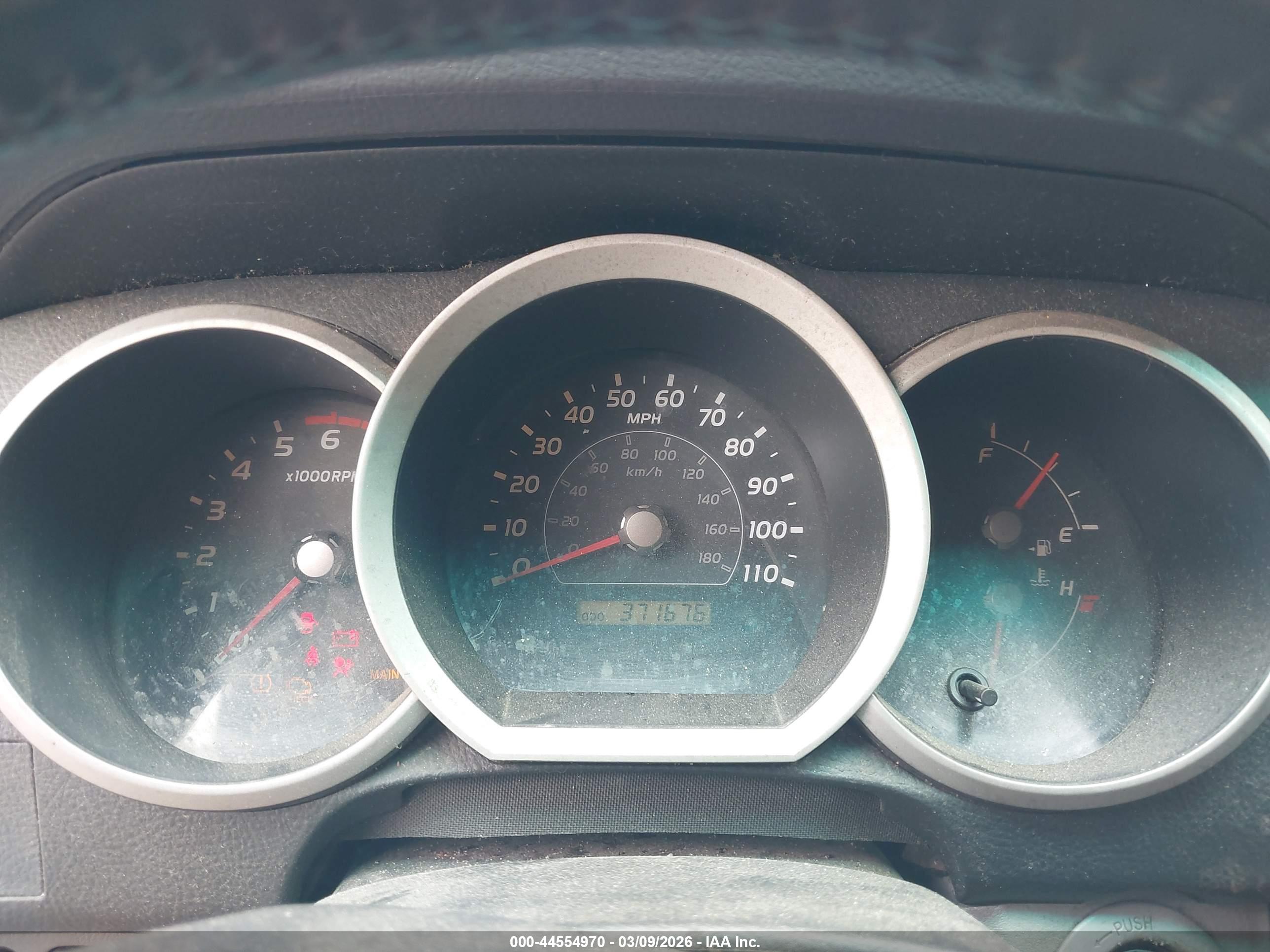 TOYOTA 4RUNNER image 7