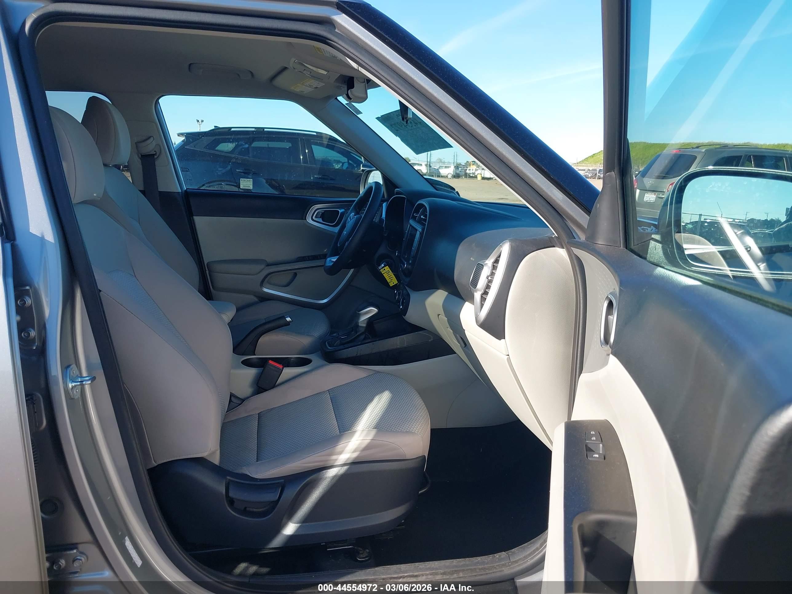 KIA SOUL image 5