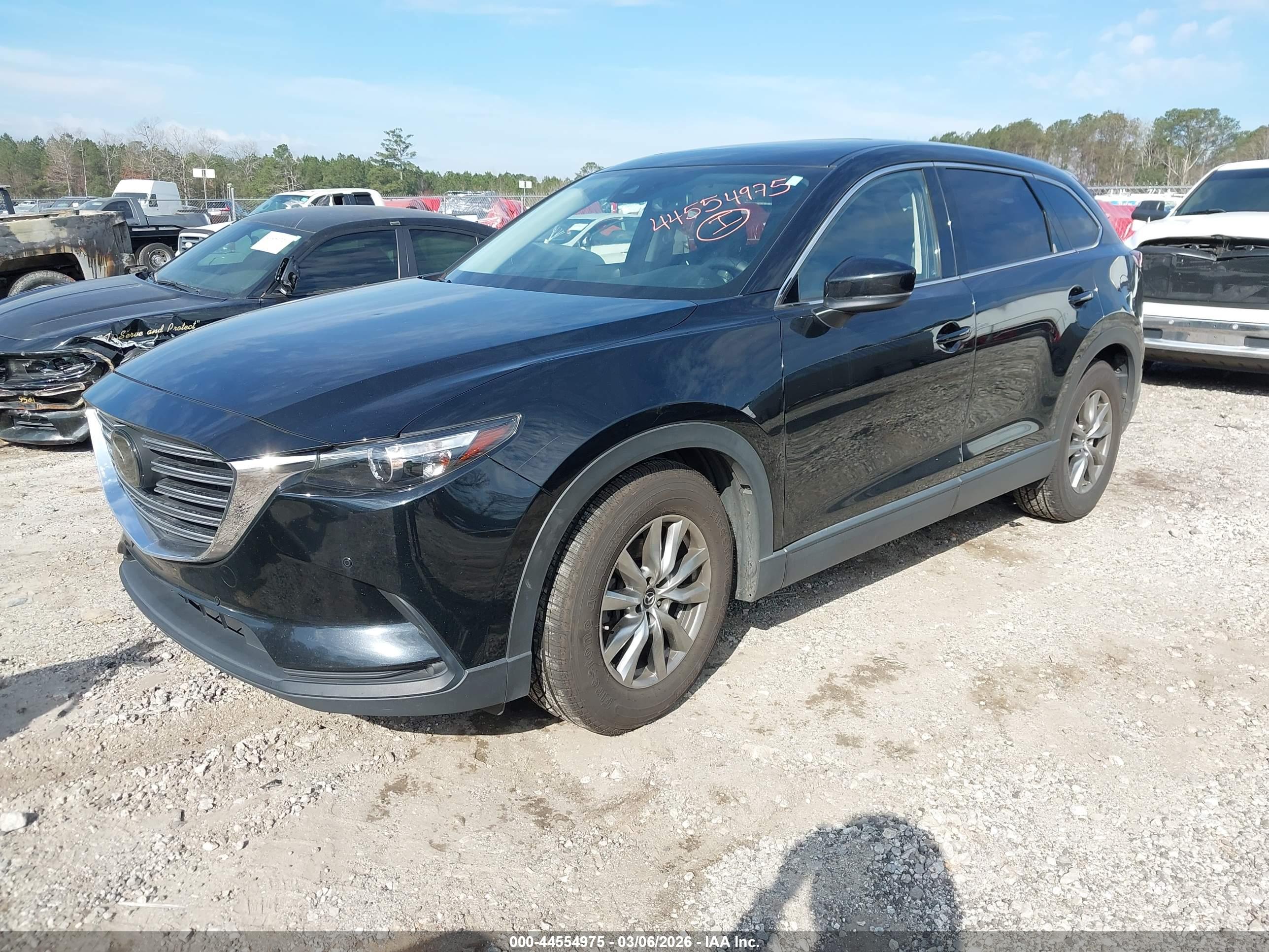 MAZDA CX-9 image 2