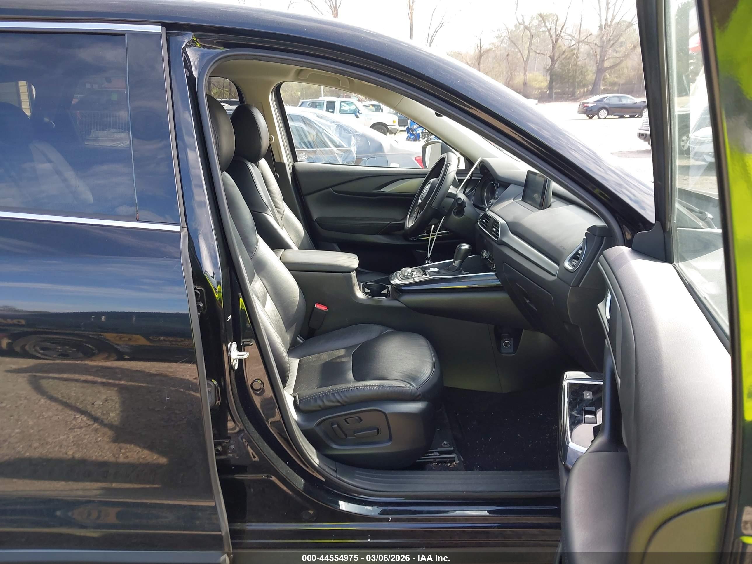 MAZDA CX-9 image 5