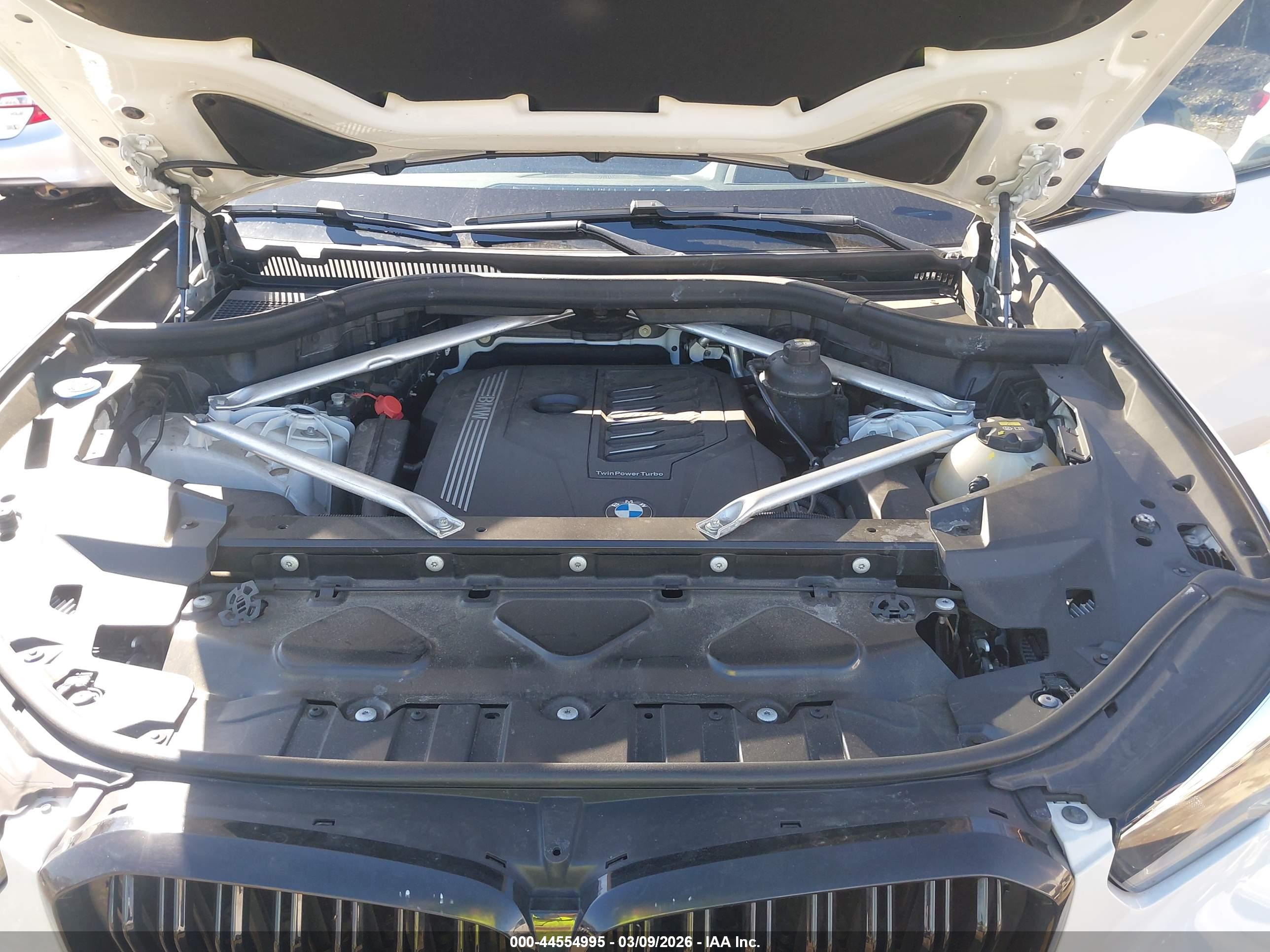 BMW X5 image 10