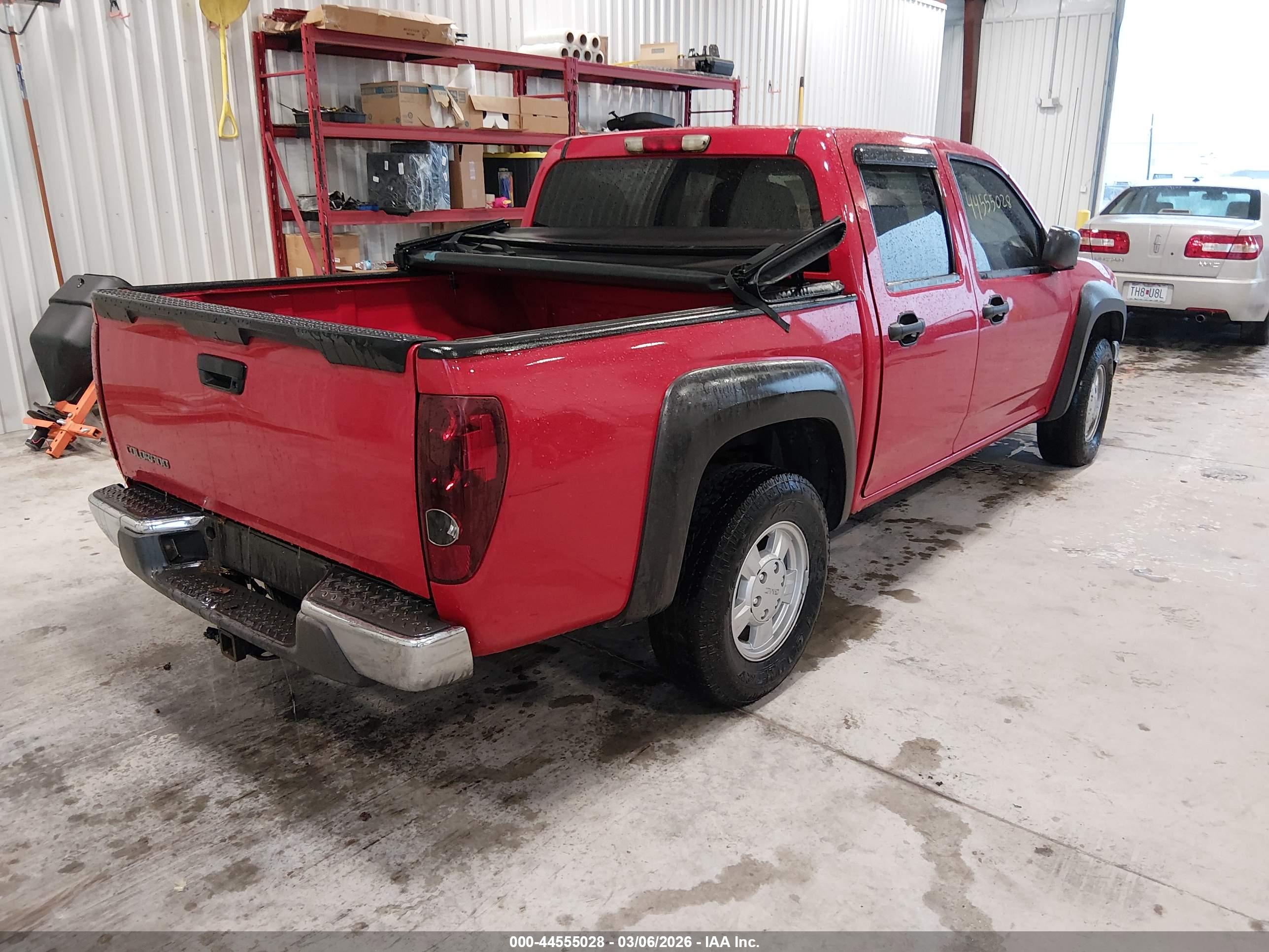 CHEVROLET COLORADO image 4