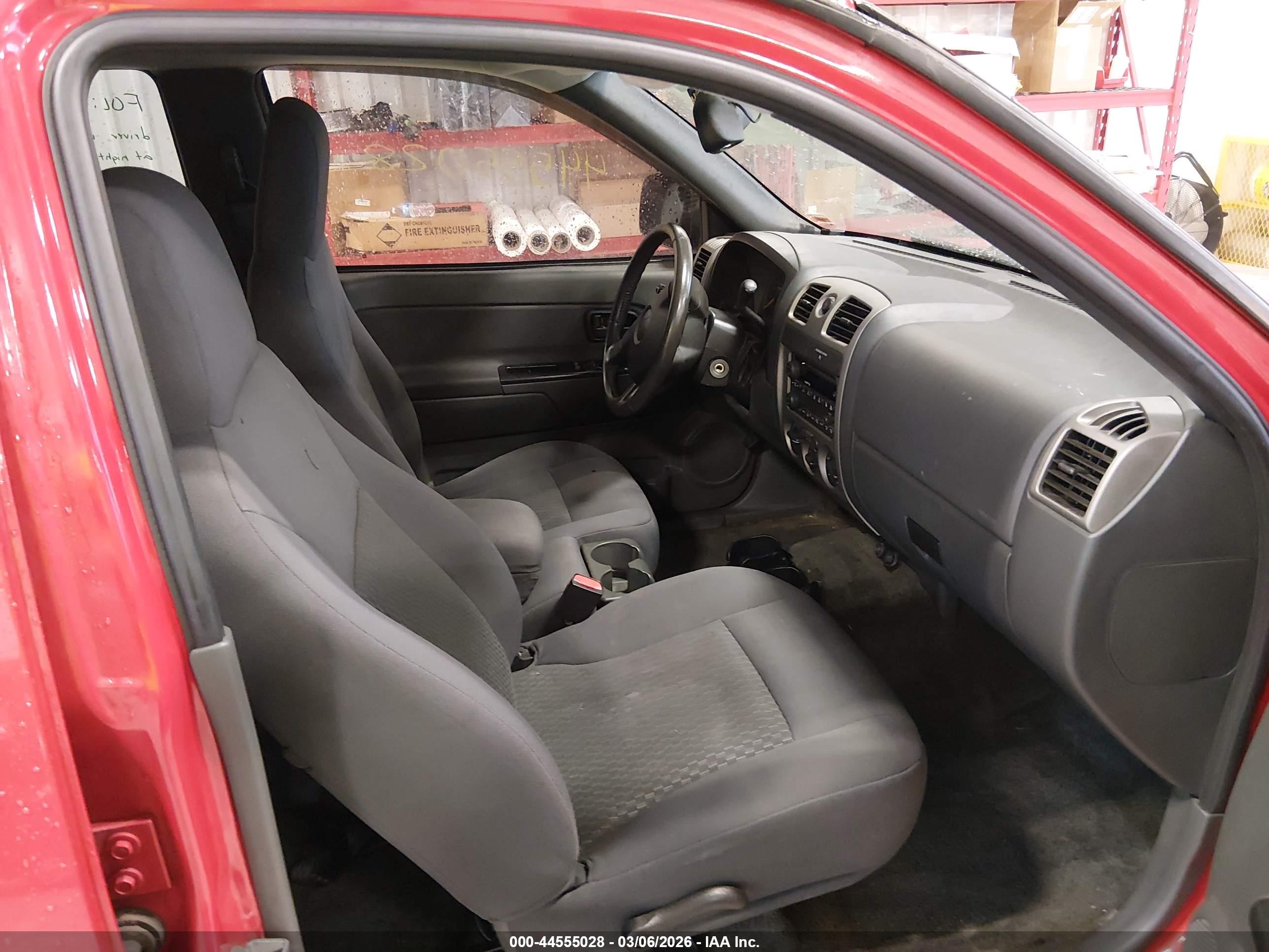 CHEVROLET COLORADO image 5