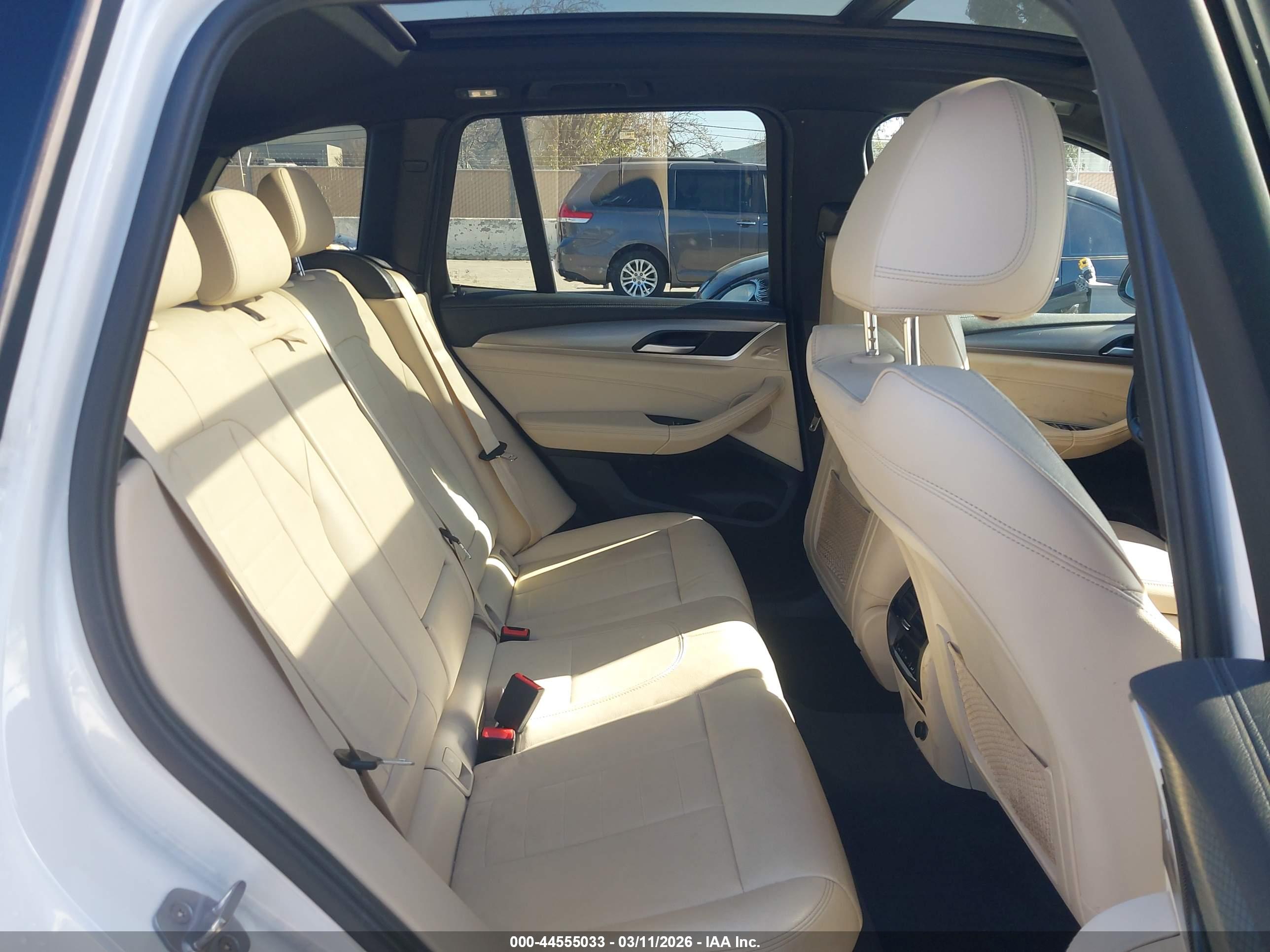 BMW X3 image 8