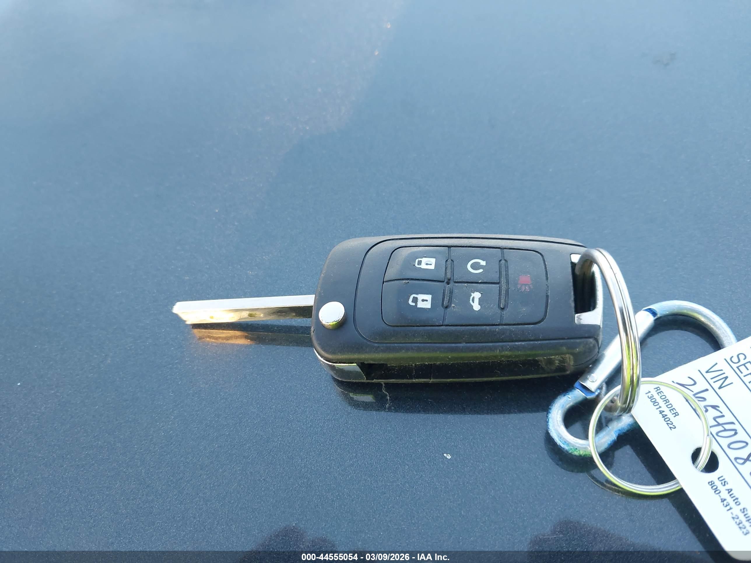 CHEVROLET EQUINOX image 11