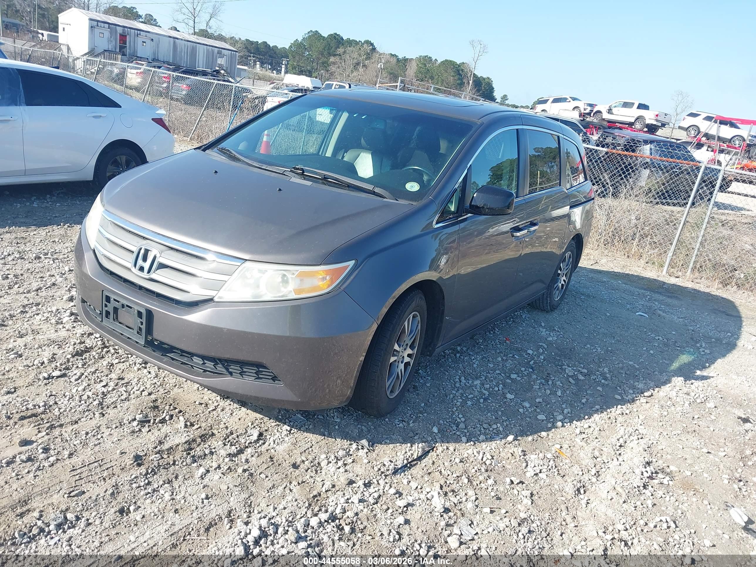 HONDA ODYSSEY image 2