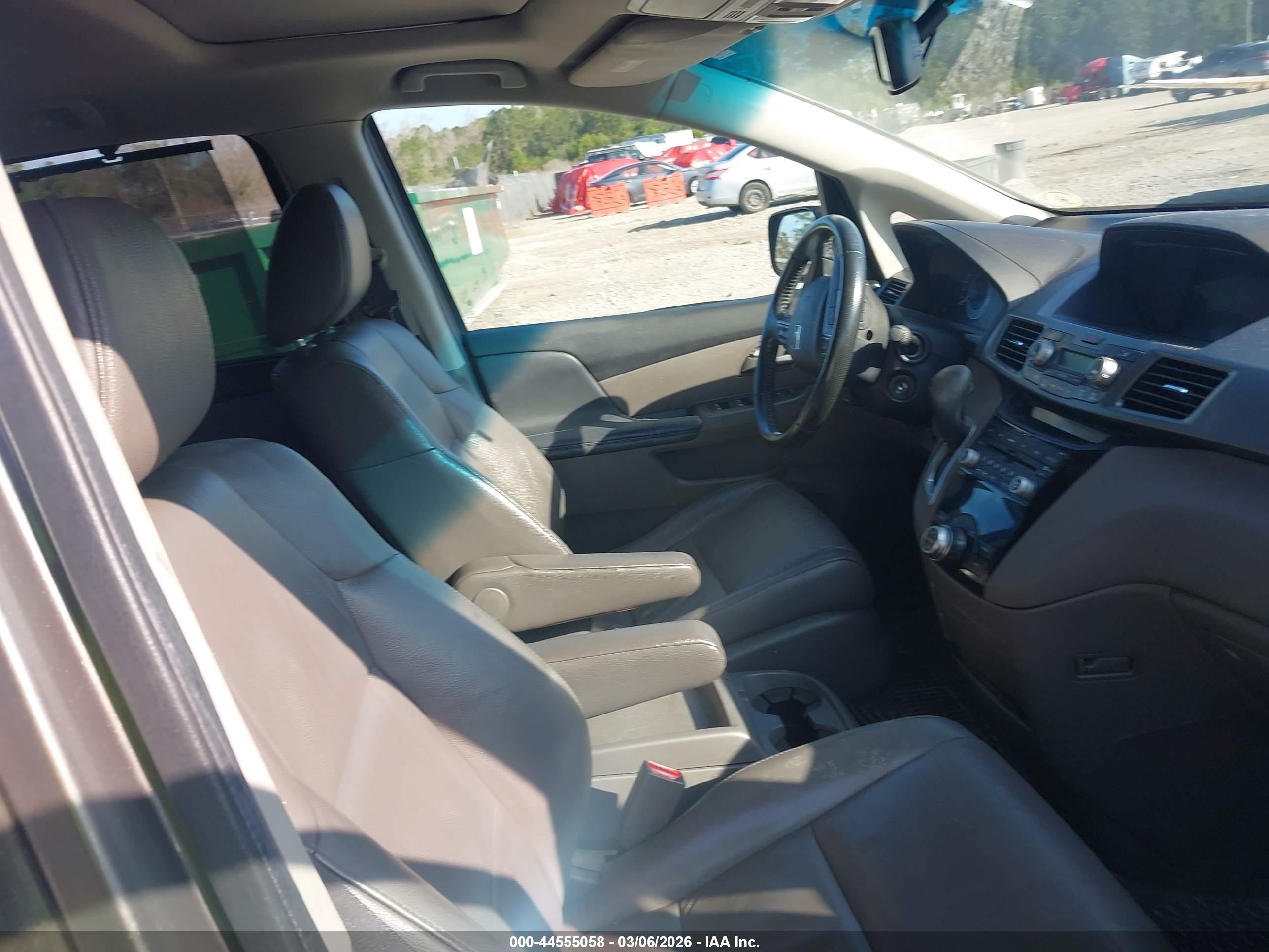 HONDA ODYSSEY image 5