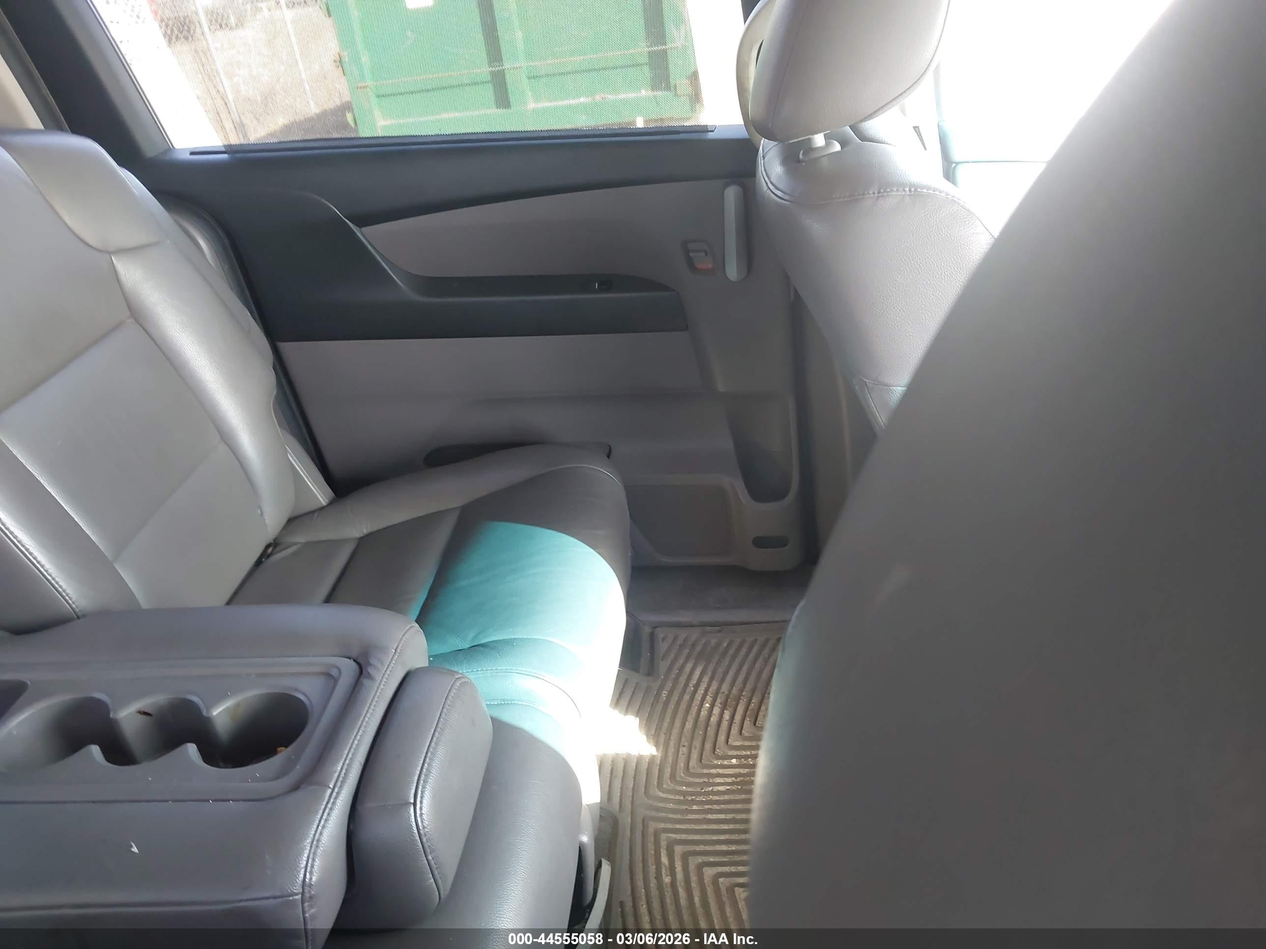 HONDA ODYSSEY image 8