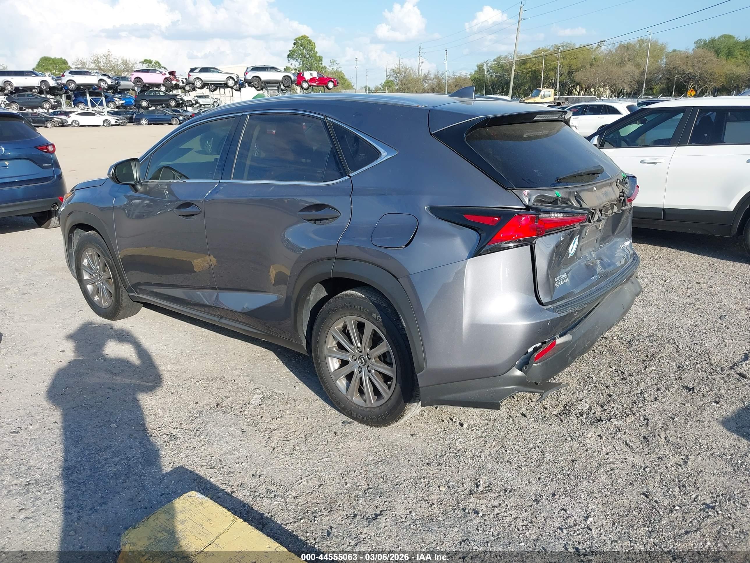 LEXUS NX image 3