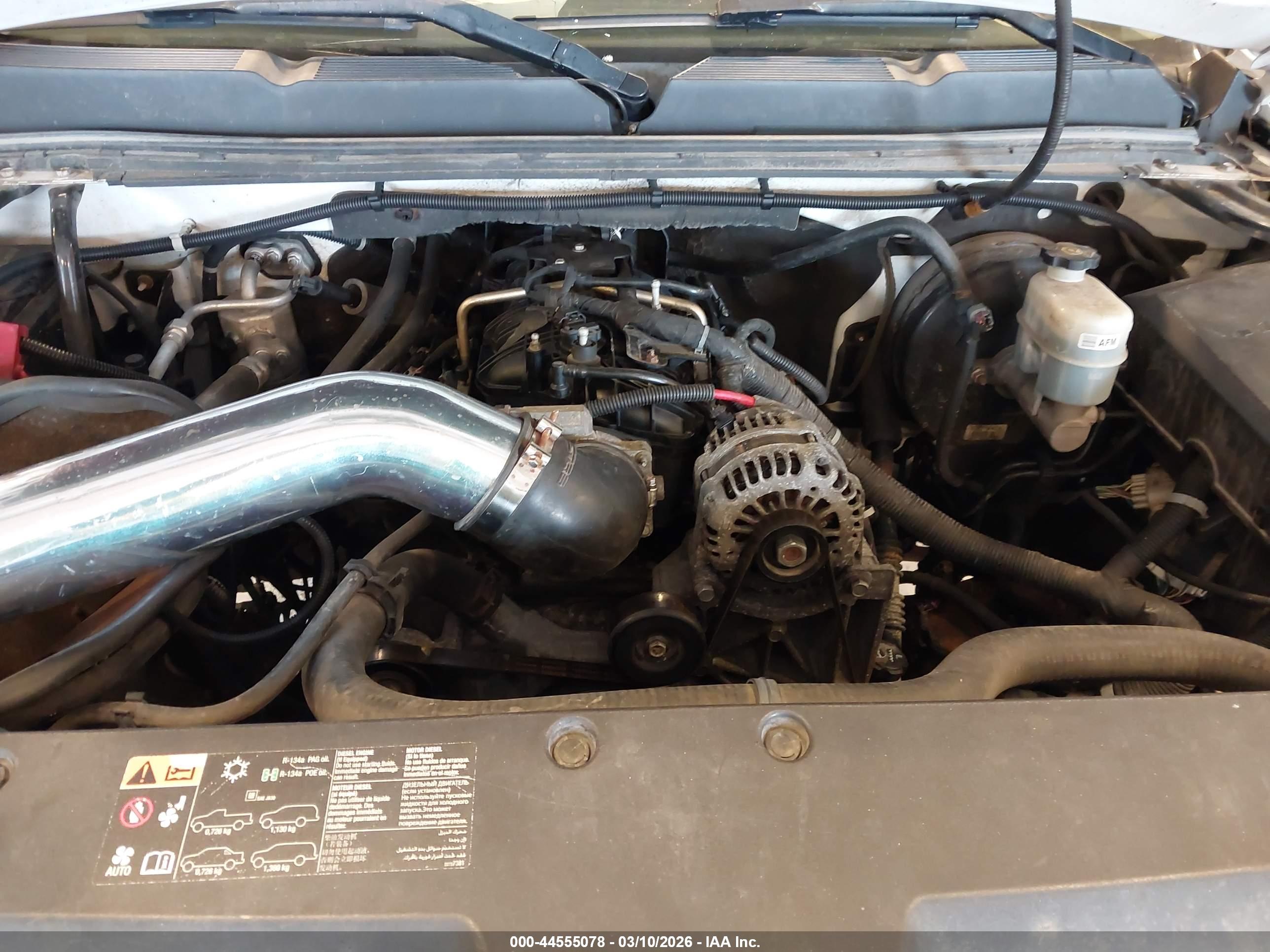 CHEVROLET SILVERADO image 10