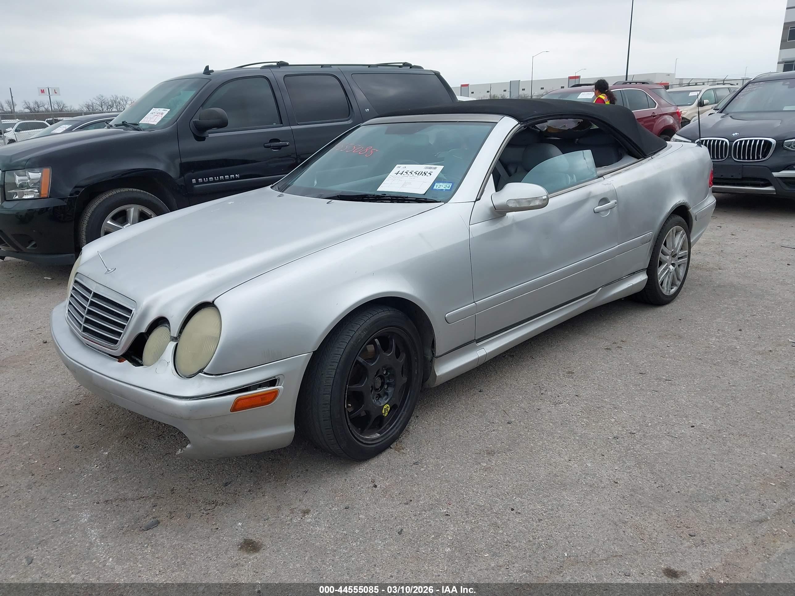 MERCEDES-BENZ CLK image 2