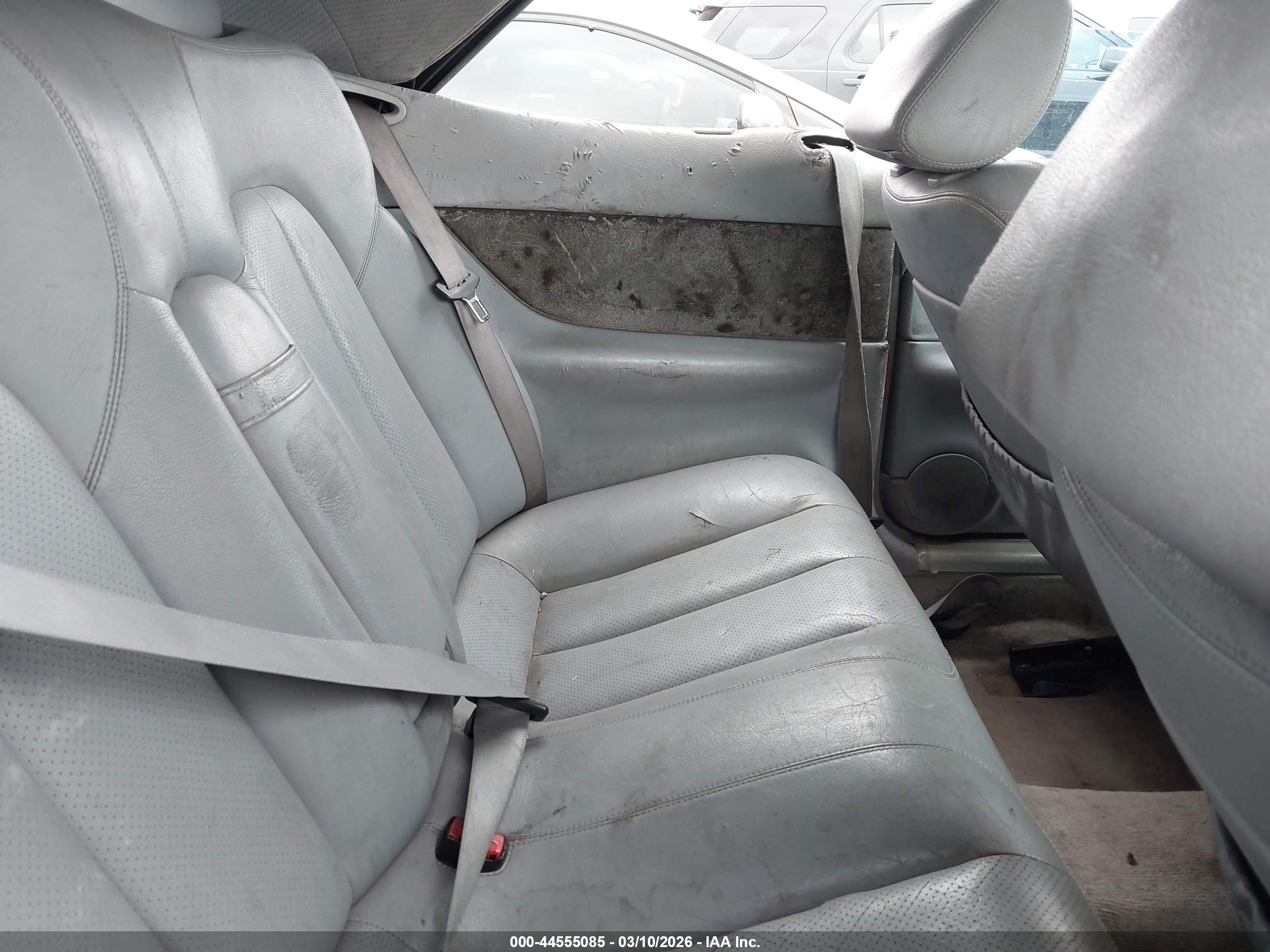 MERCEDES-BENZ CLK image 8