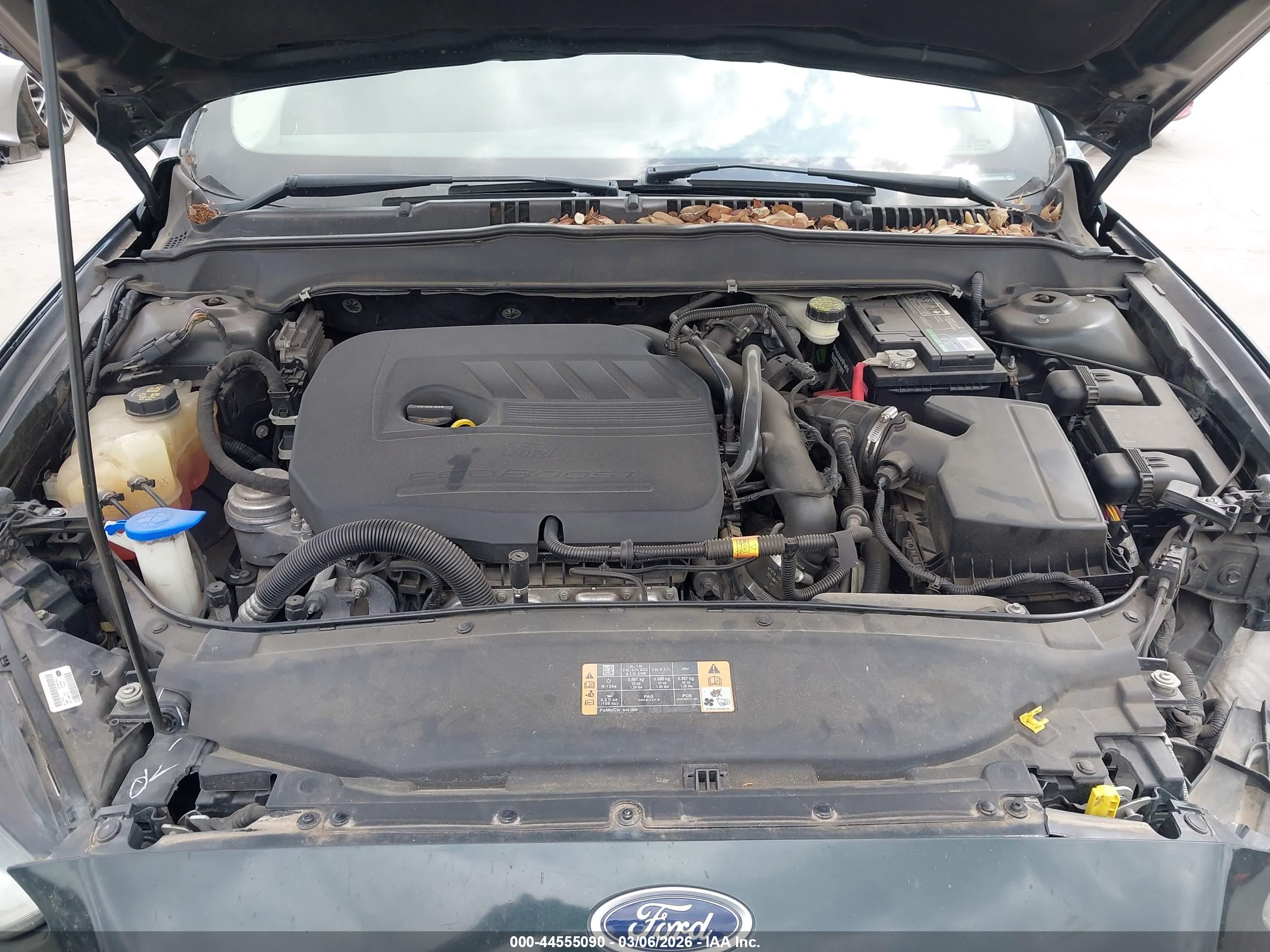 FORD FUSION image 10