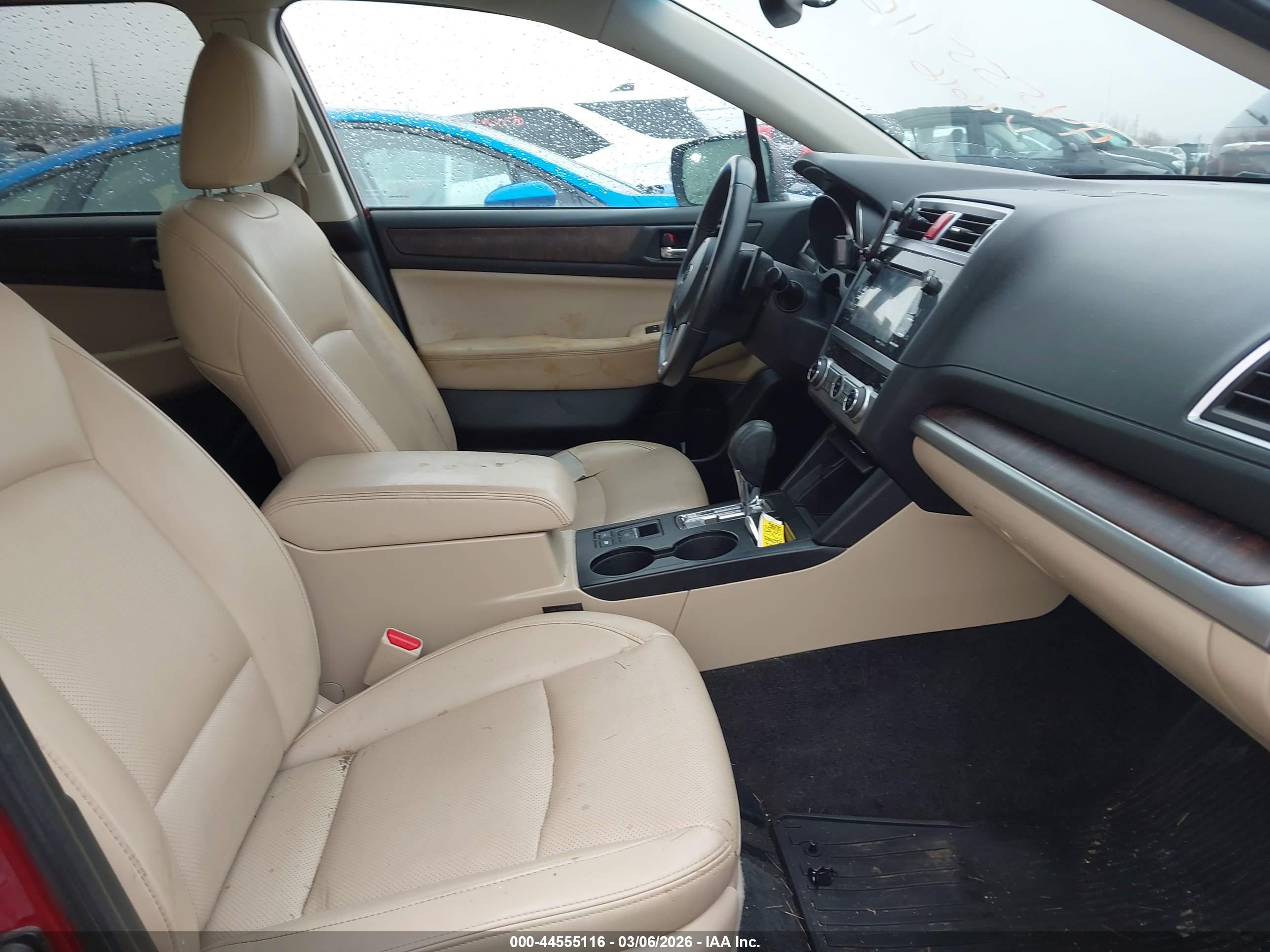 SUBARU OUTBACK image 5